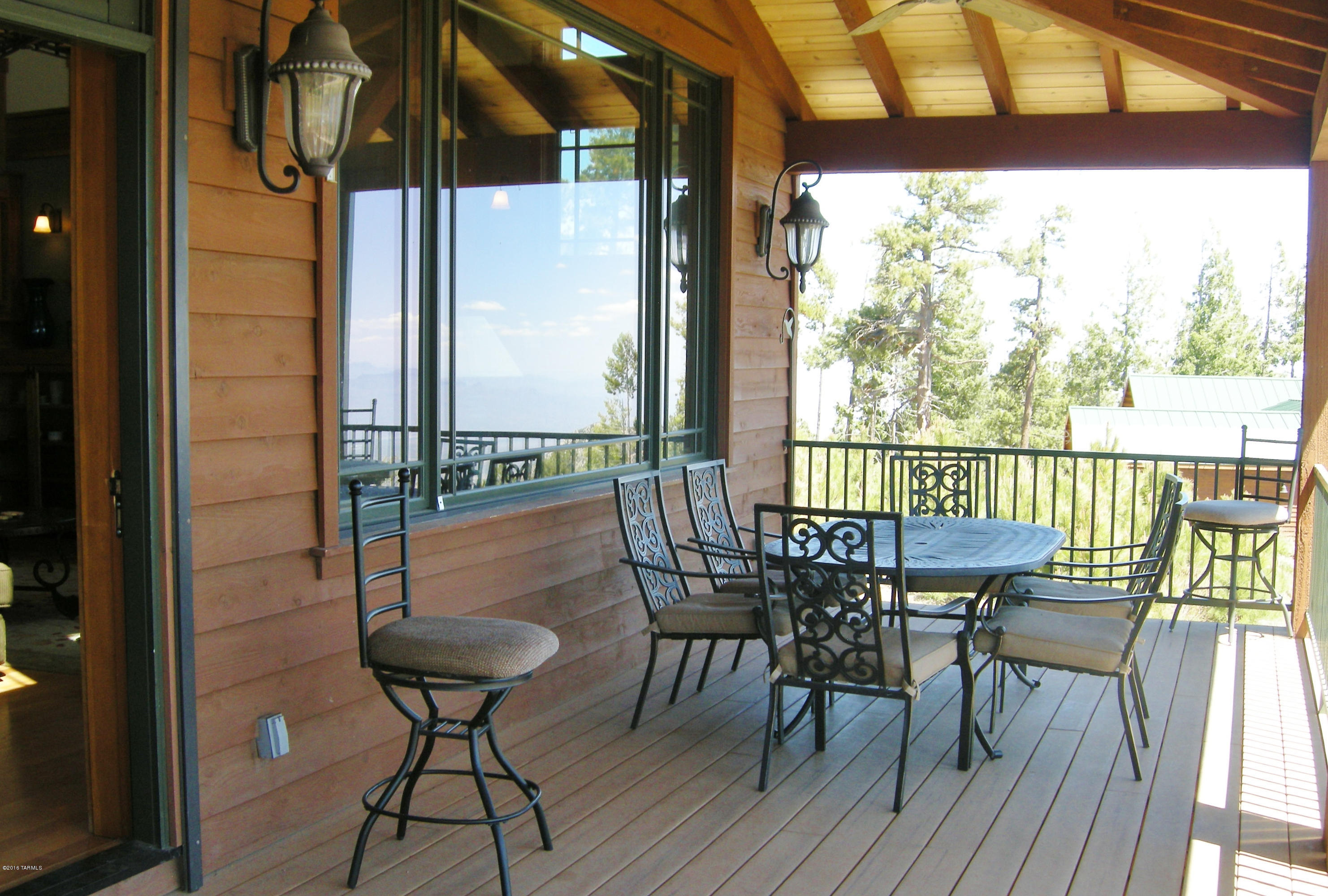 Loma Sabino Pines - Residential