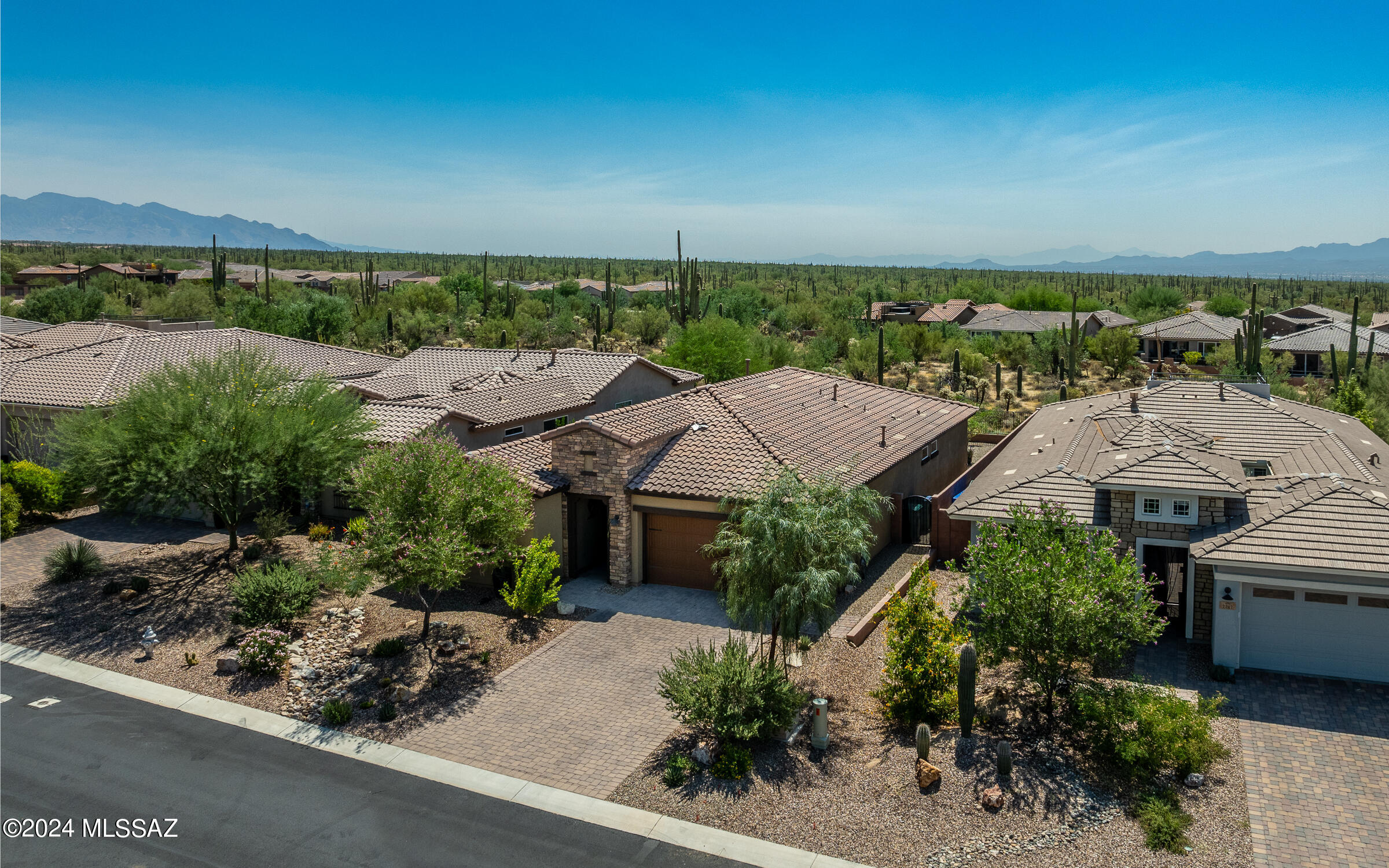 Blue Agave At Dove Mountain - Residential
