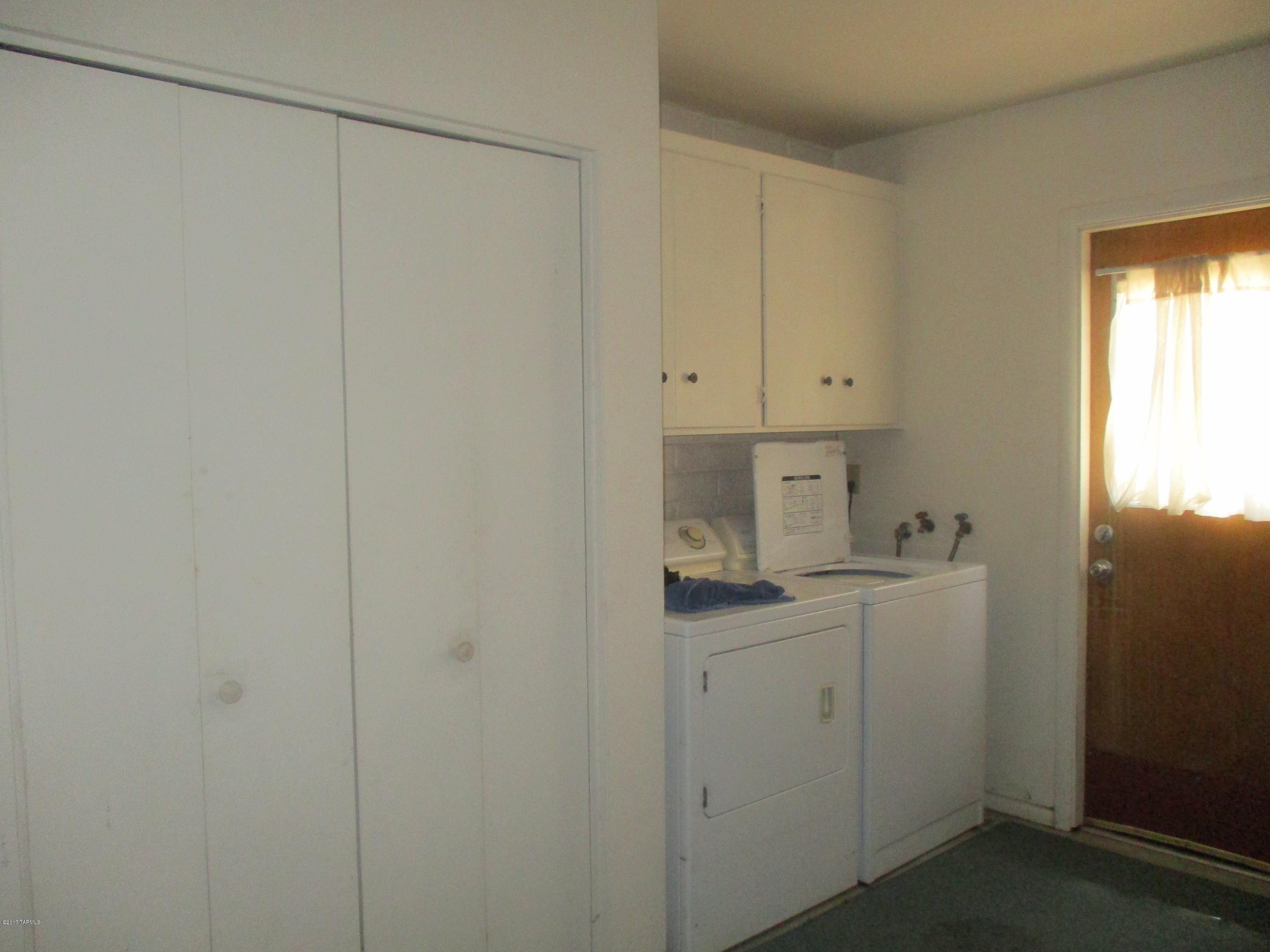 Tanque Verde Terrace (1-56) - Residential