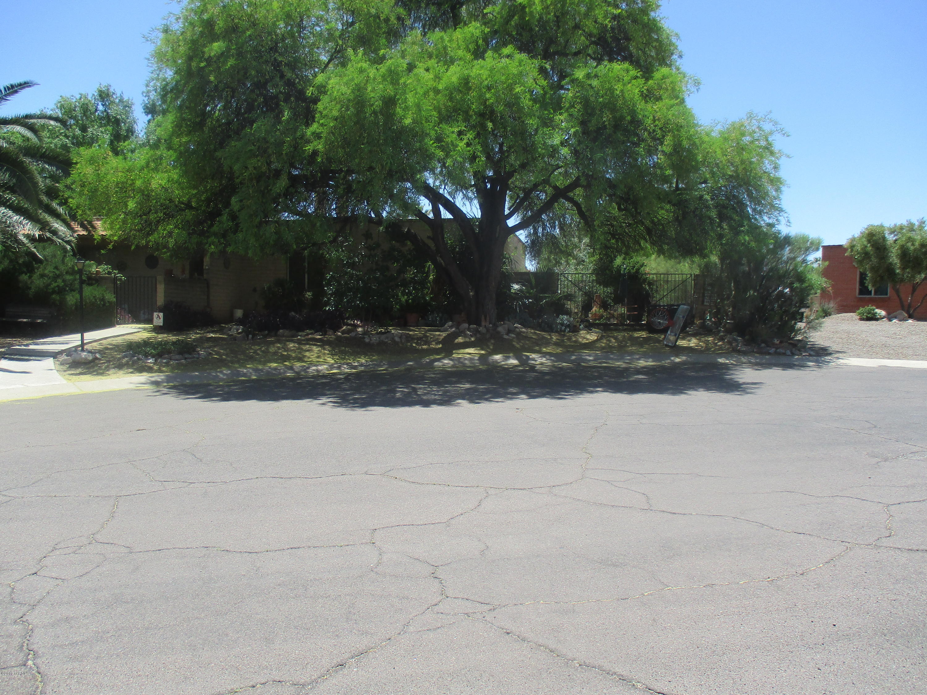 Tanque Verde Terrace (1-56) - Residential