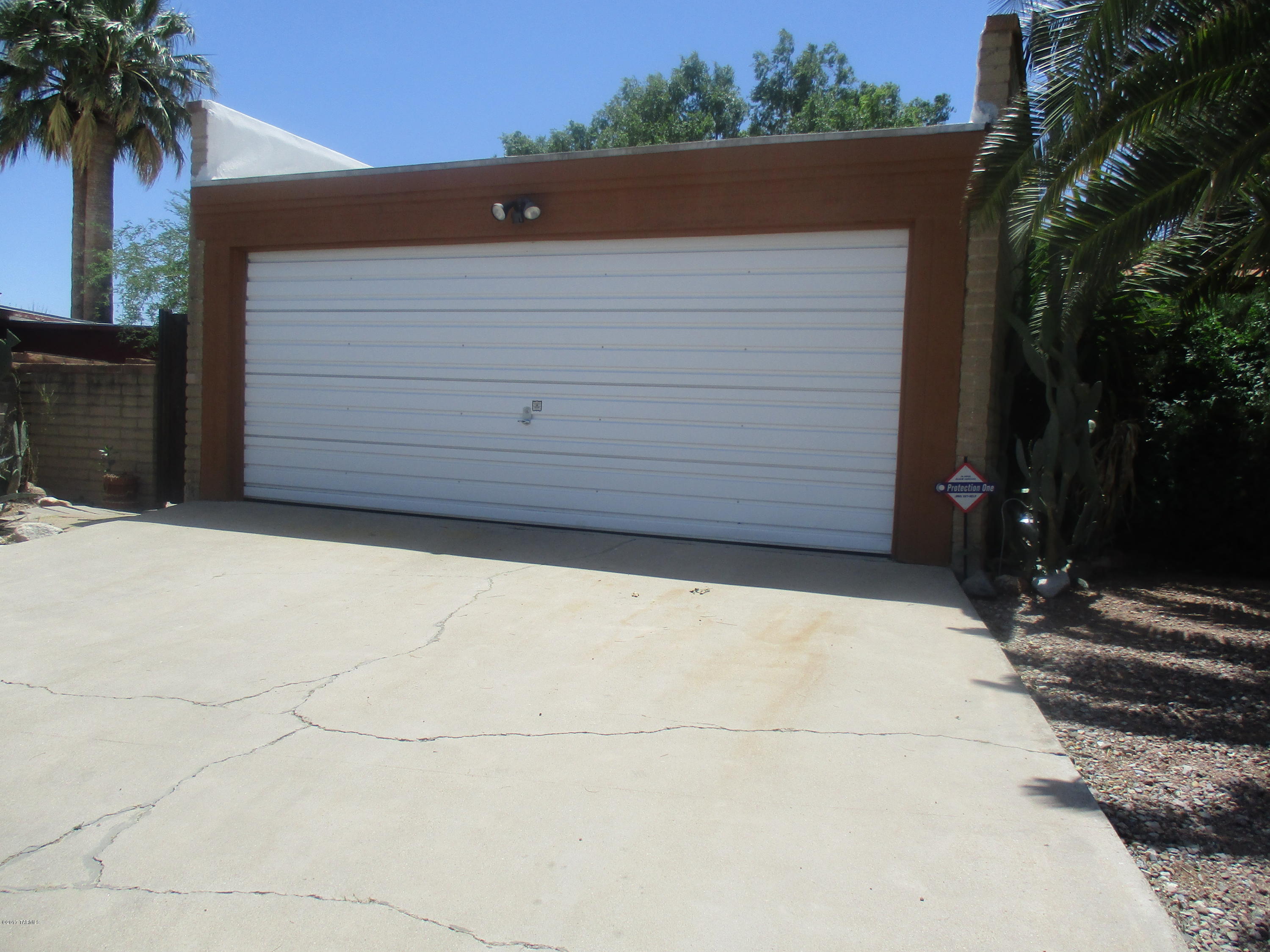 Tanque Verde Terrace (1-56) - Residential