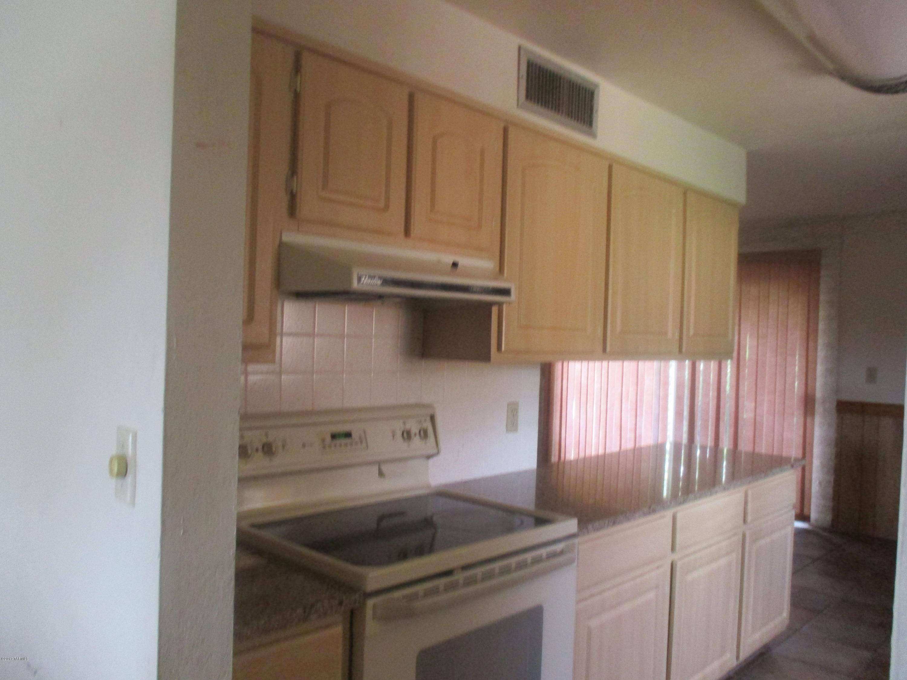 Tanque Verde Terrace (1-56) - Residential