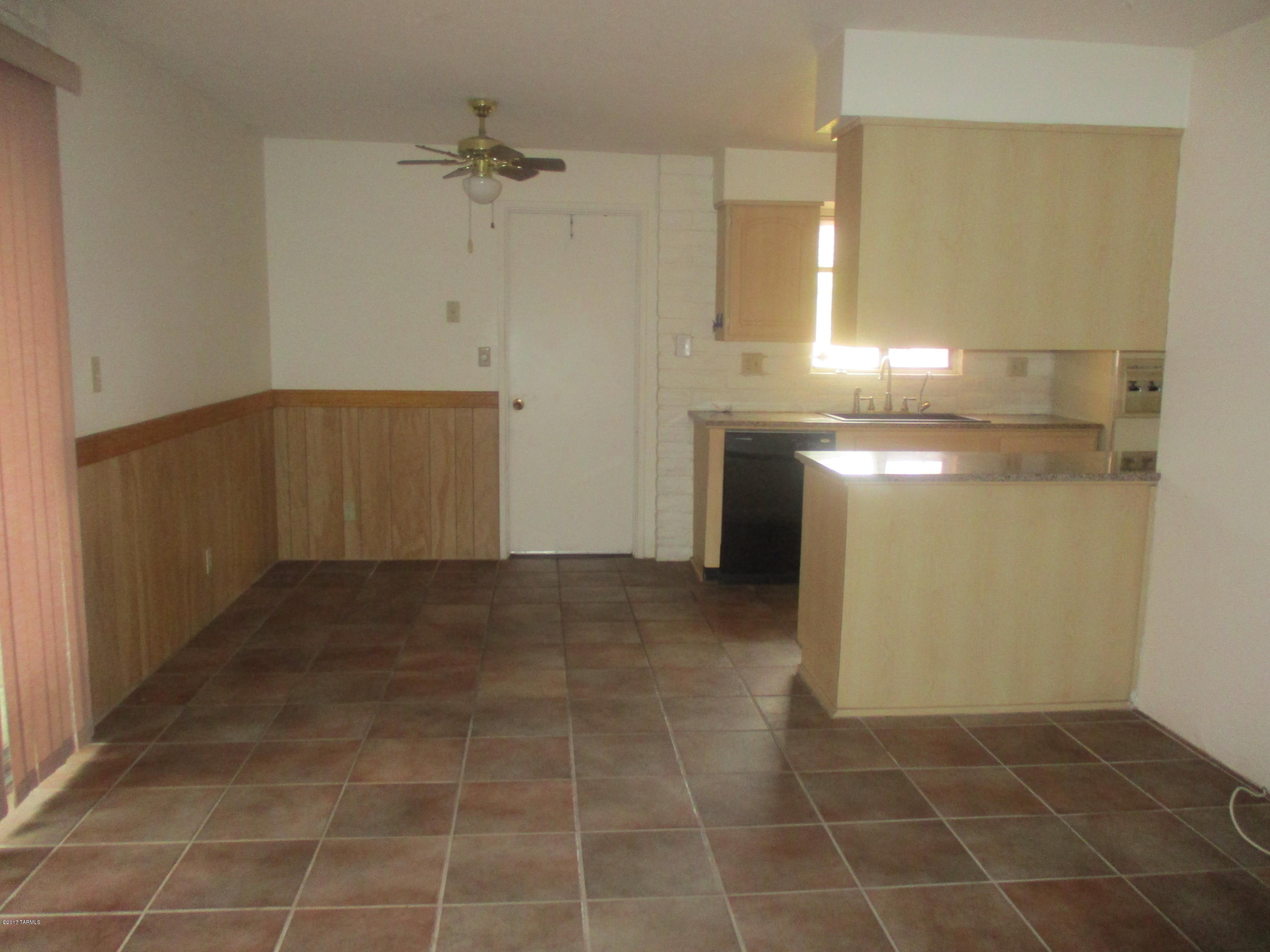 Tanque Verde Terrace (1-56) - Residential