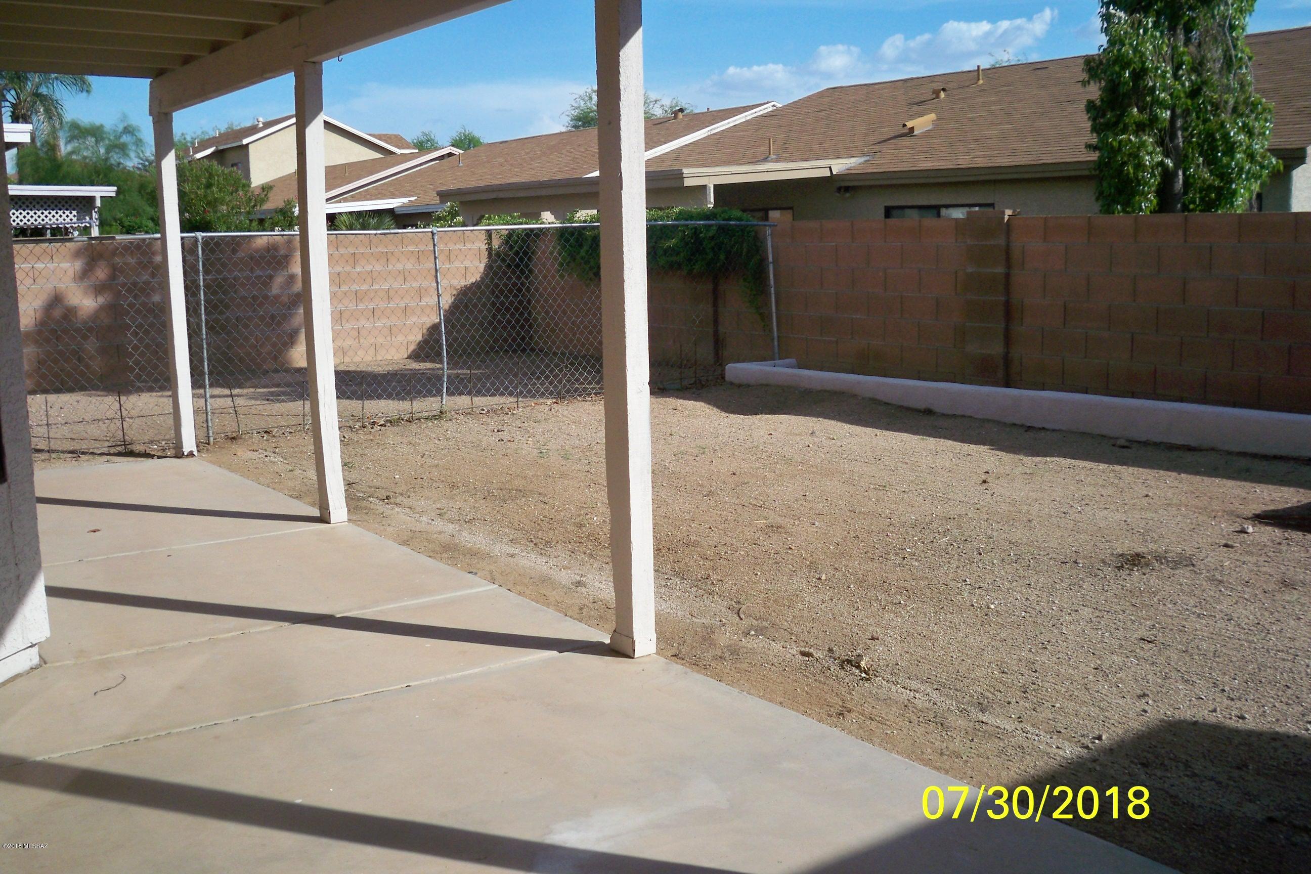 Country Club(1-221) - Residential