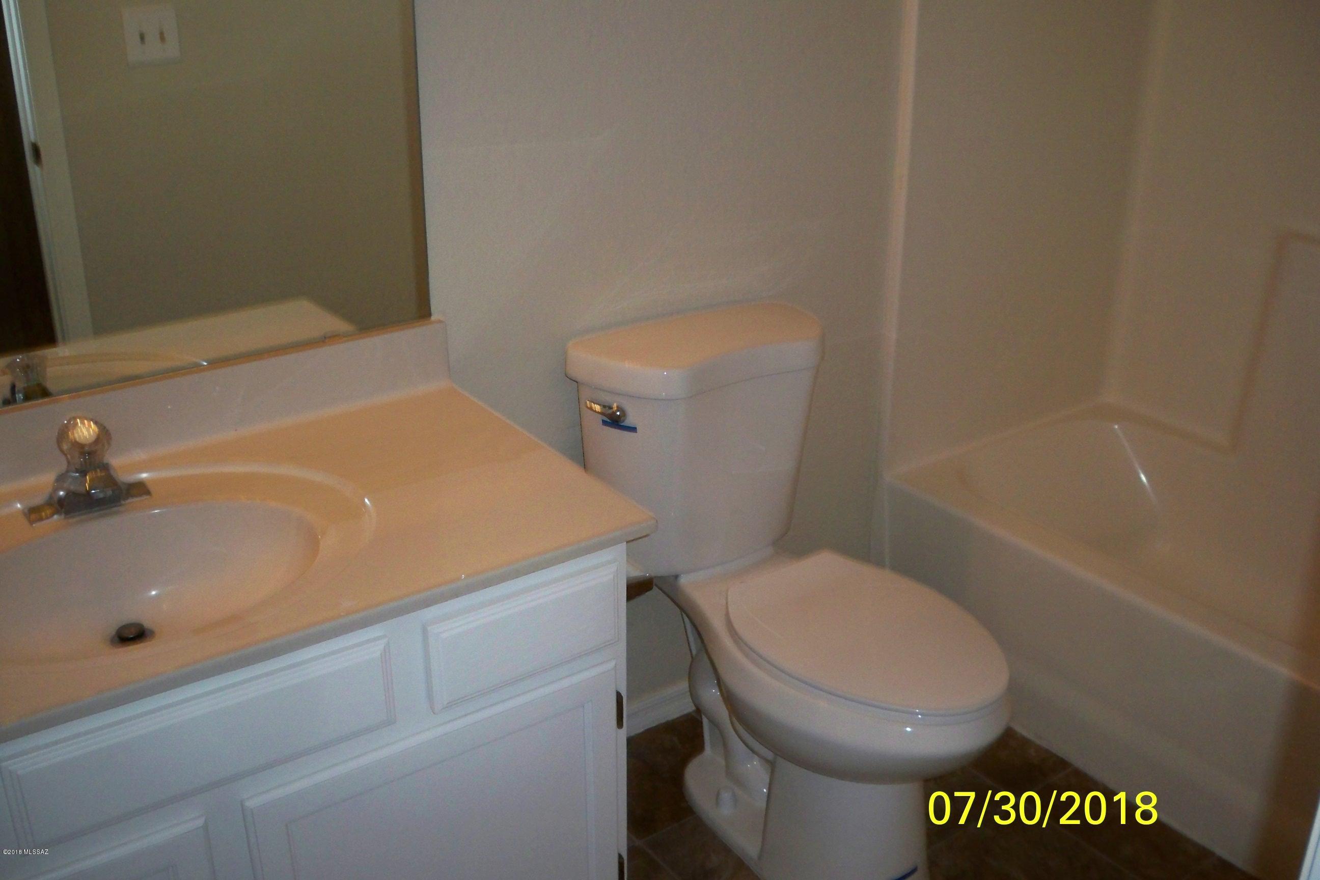 Country Club(1-221) - Residential