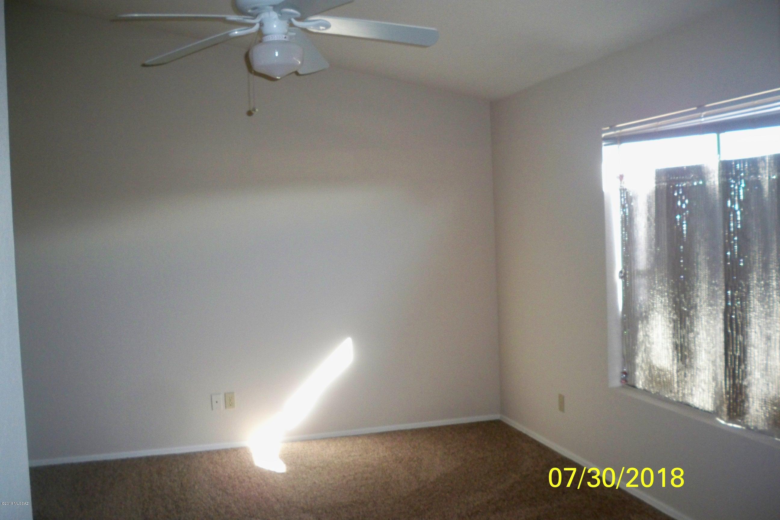 Country Club(1-221) - Residential