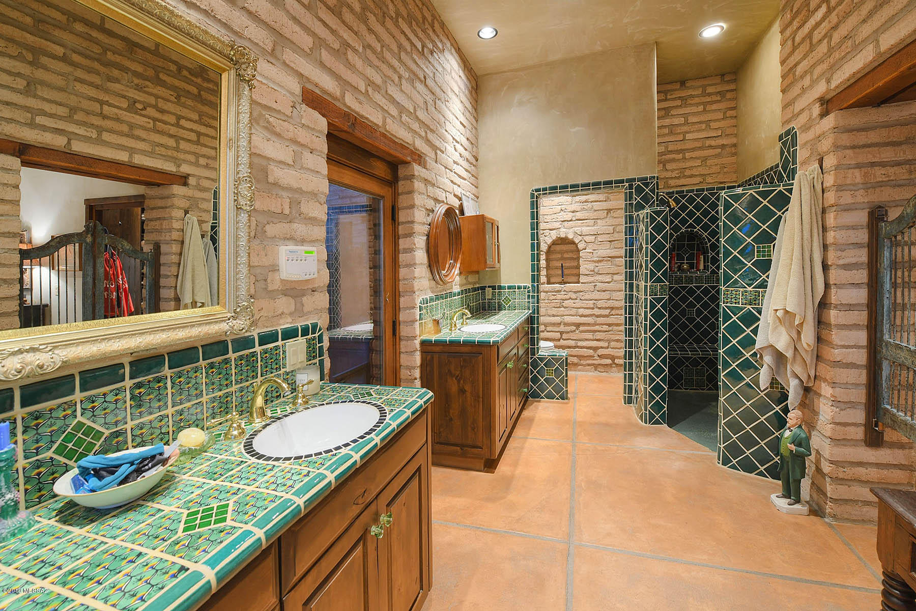 Adobes De La Vista (1-7) - Residential