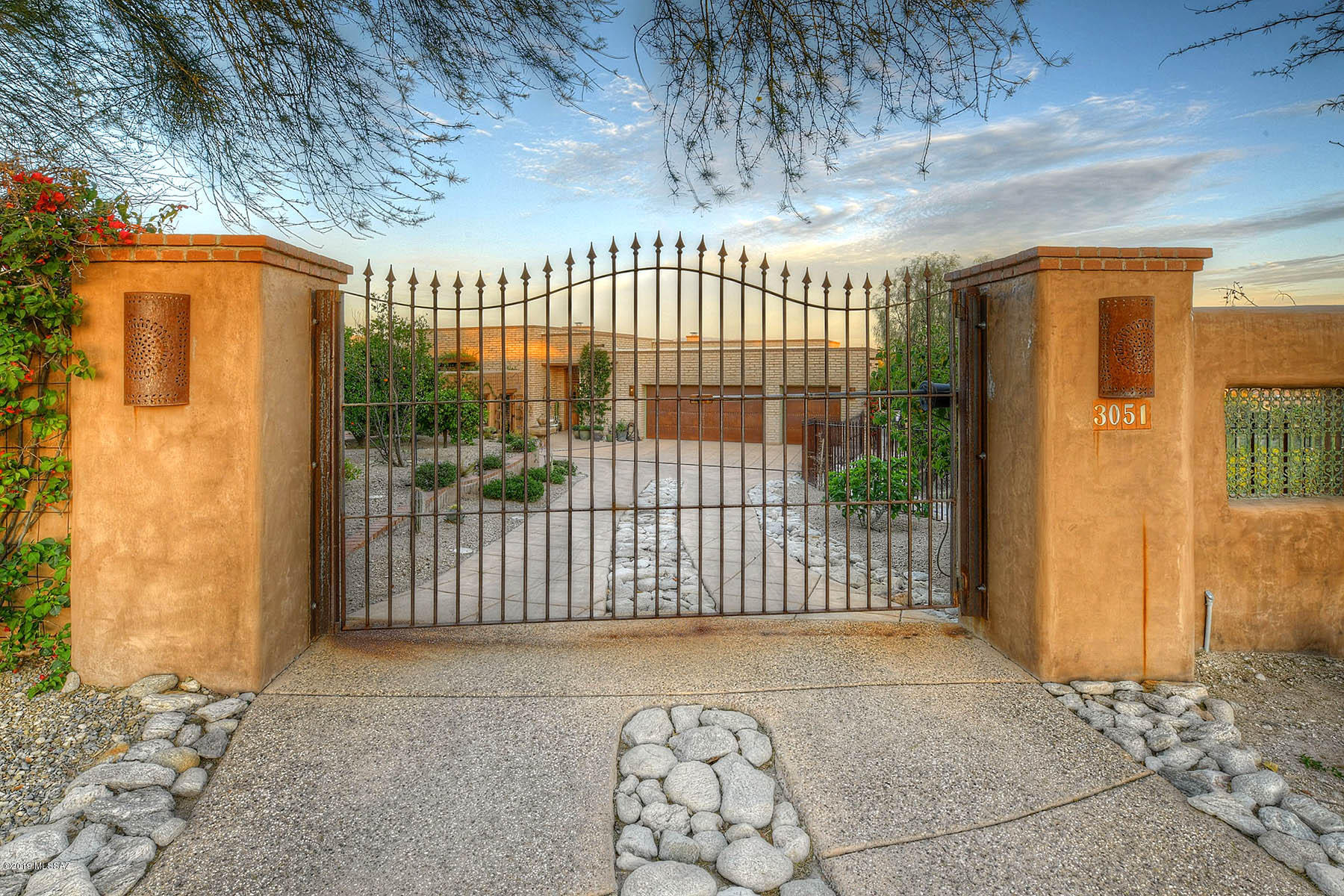 Adobes De La Vista (1-7) - Residential