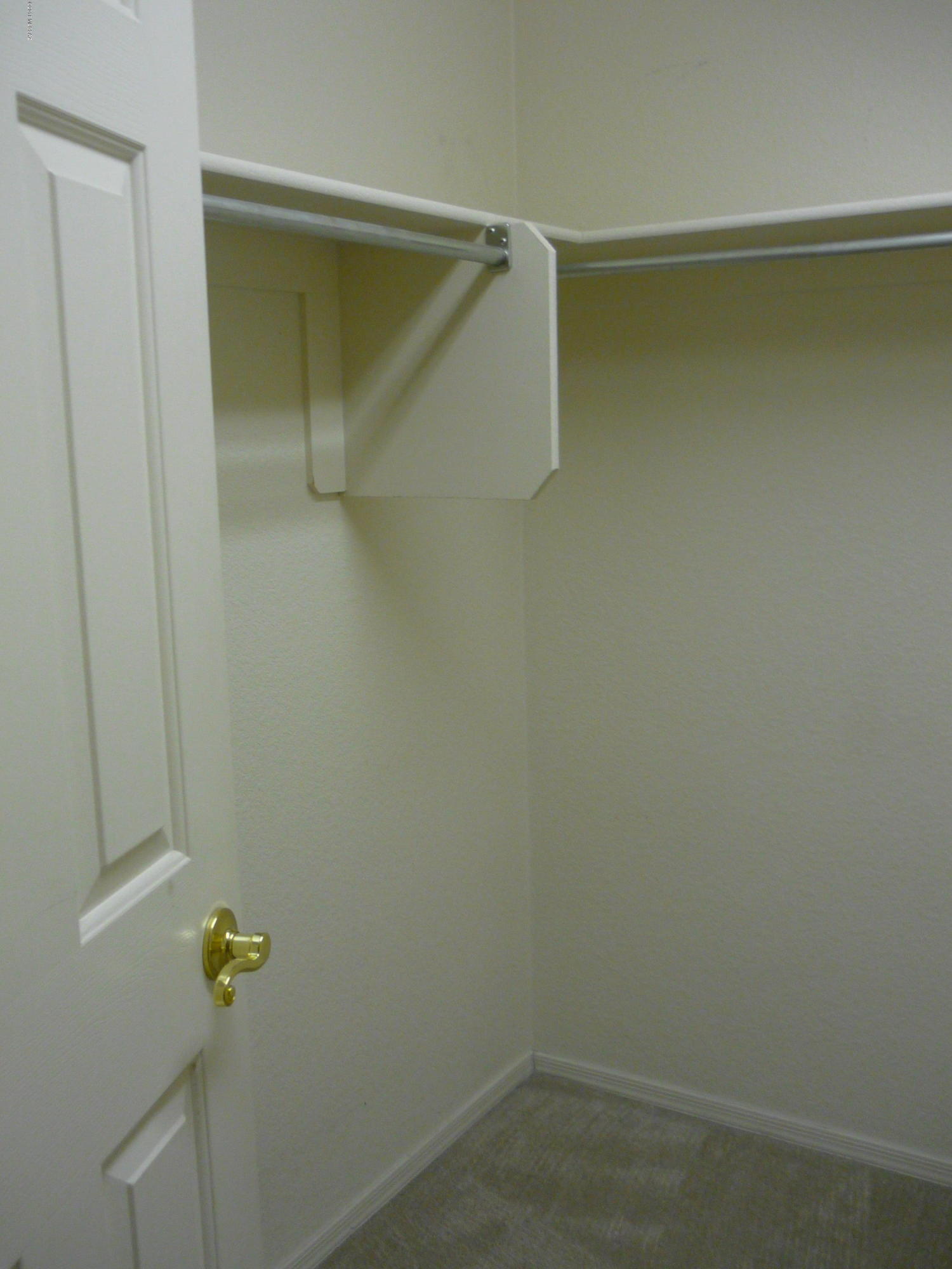 Riverhaven (1-373) - Residential Lease
