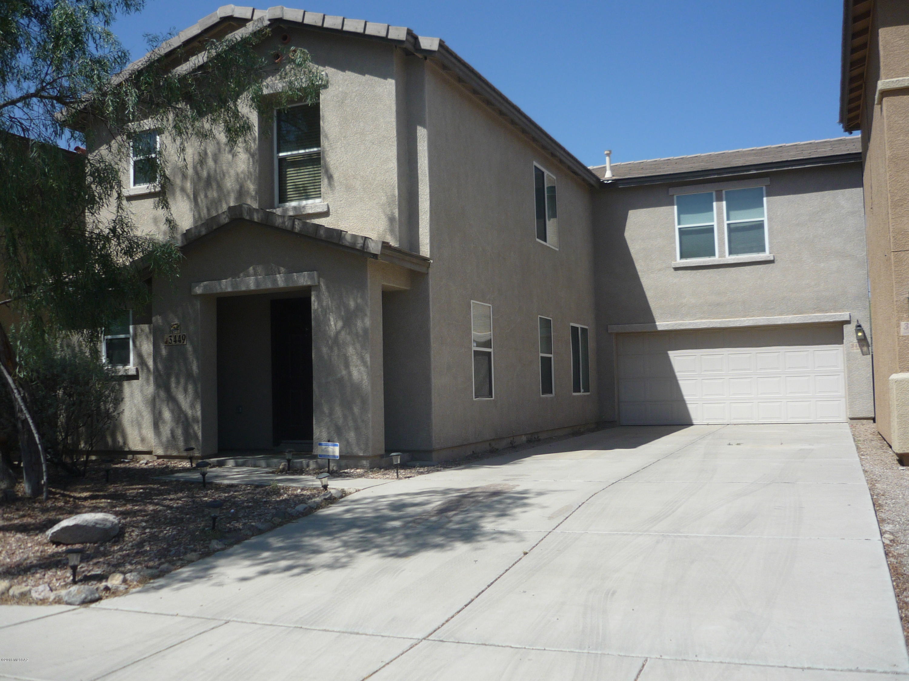 Great 3 bedroom, 2 1/2 bath home in River Haven.  All tile downstairs and half bath w/pedestal sink.  All Samsung appliances and built in microwave.  Walk in pantry.  All the stairs and upstairs is carpeted and there is a loft that could be a playroom or computer area.  Master bath has double sinks and separate shower and tub.  Walk in closet in master bedroom.  Laundry room is upstairs washer and dryer included.  Double garage w/auto door opener.  Back yard has uncovered patio slab.  Close to the U of A, shopping, schools and the River Walk.