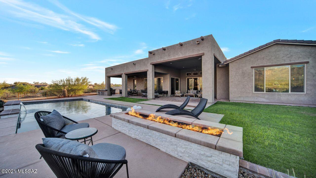 Sanctuary At Silverhawke - Residential
