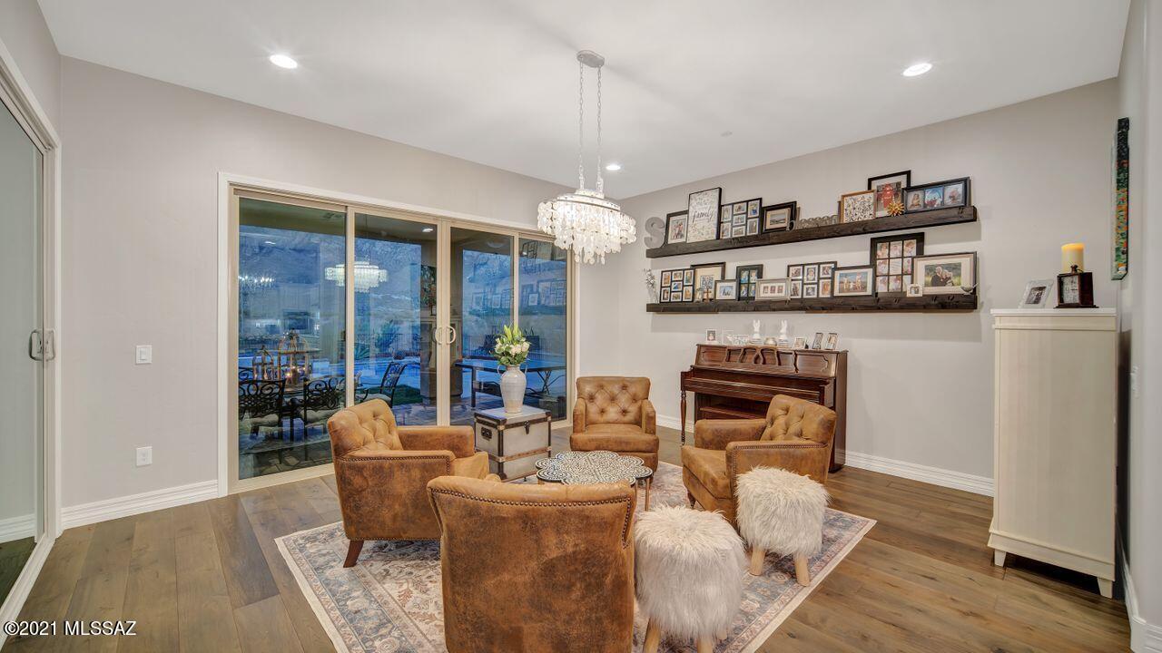 Sanctuary At Silverhawke - Residential
