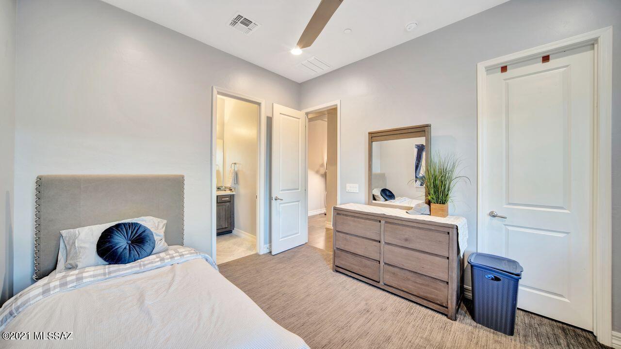 Sanctuary At Silverhawke - Residential