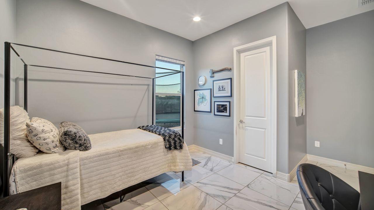 Sanctuary At Silverhawke - Residential