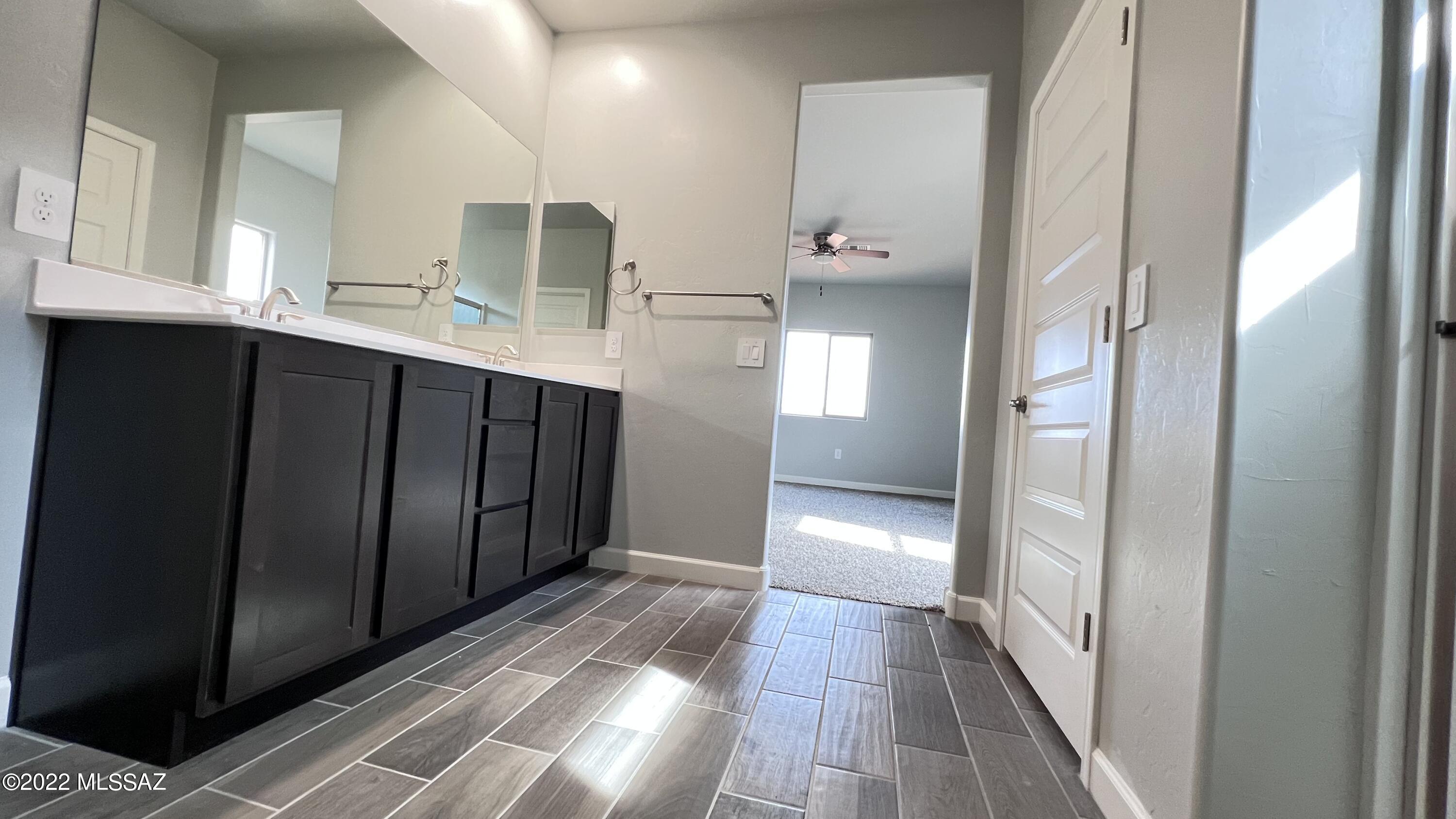 Santa Cruz Meadows (1-239) - Residential Lease