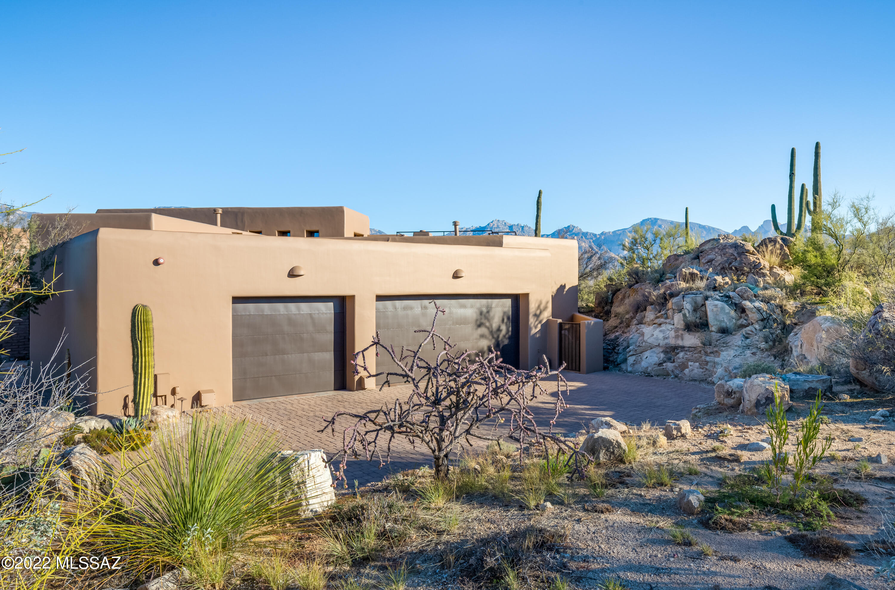 Honey Bee Ridge(The Estates At) - Residential