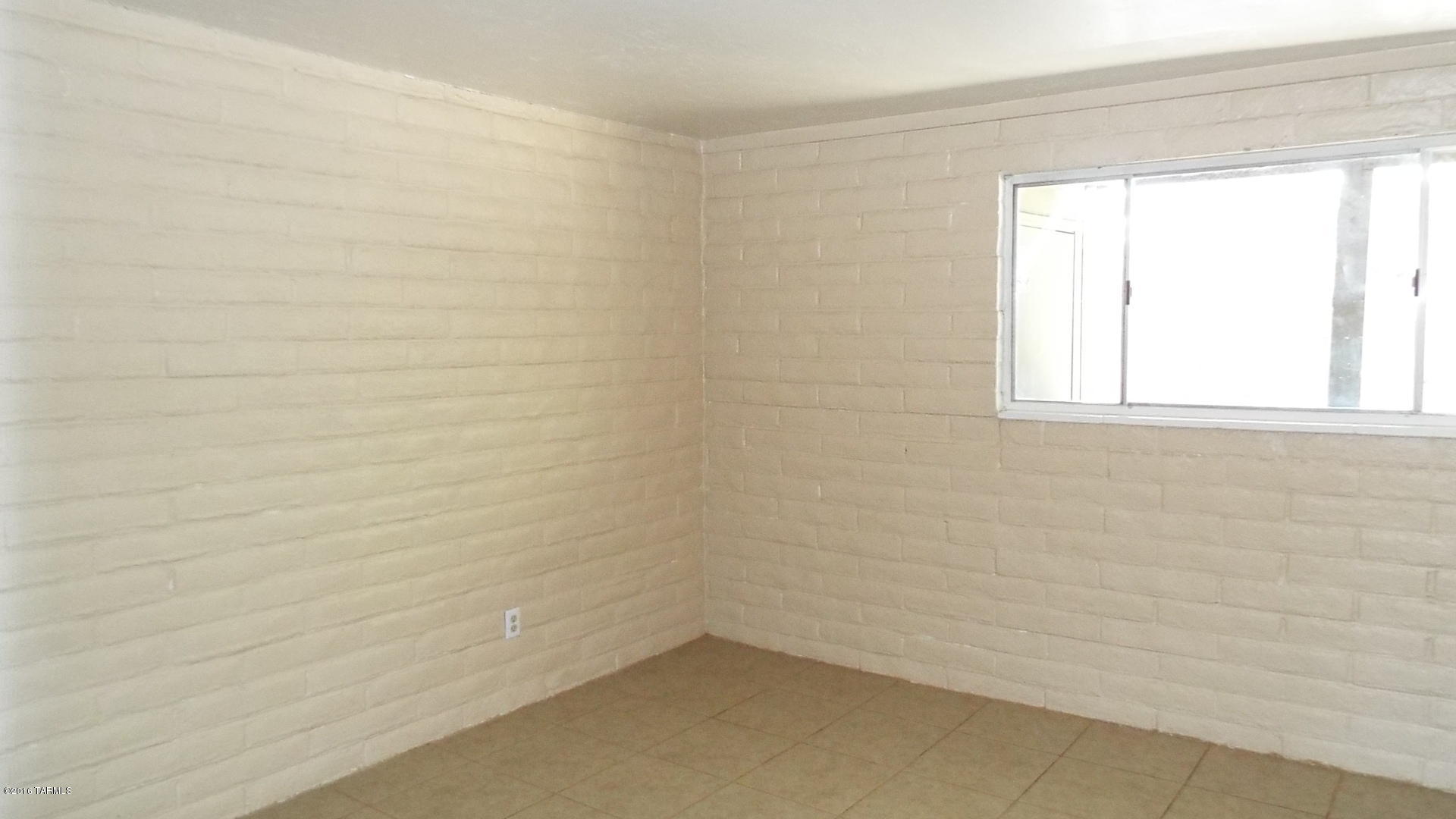 Catalina Farms Annex - Residential Income