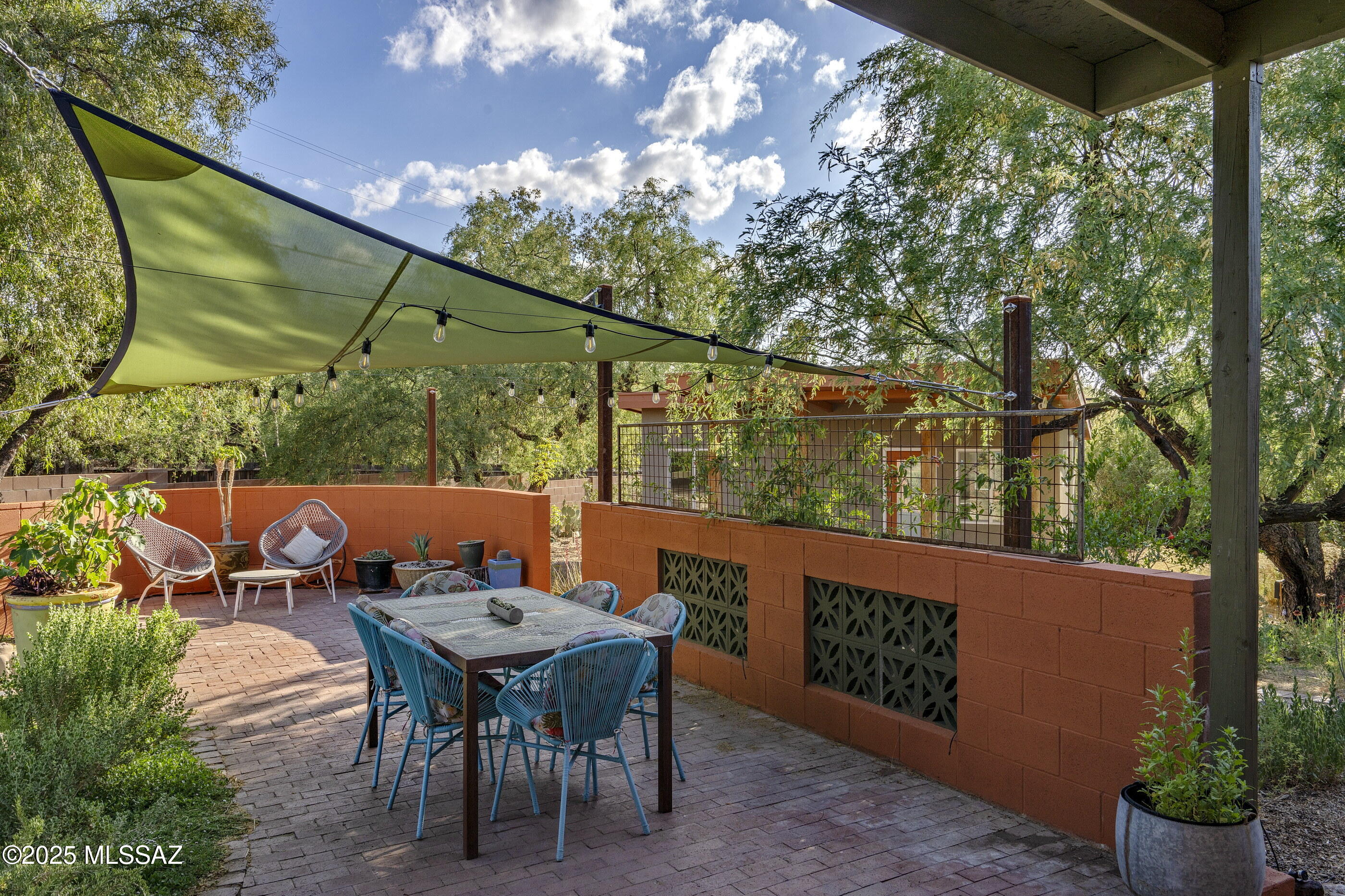 Club Crest Estates - Residential