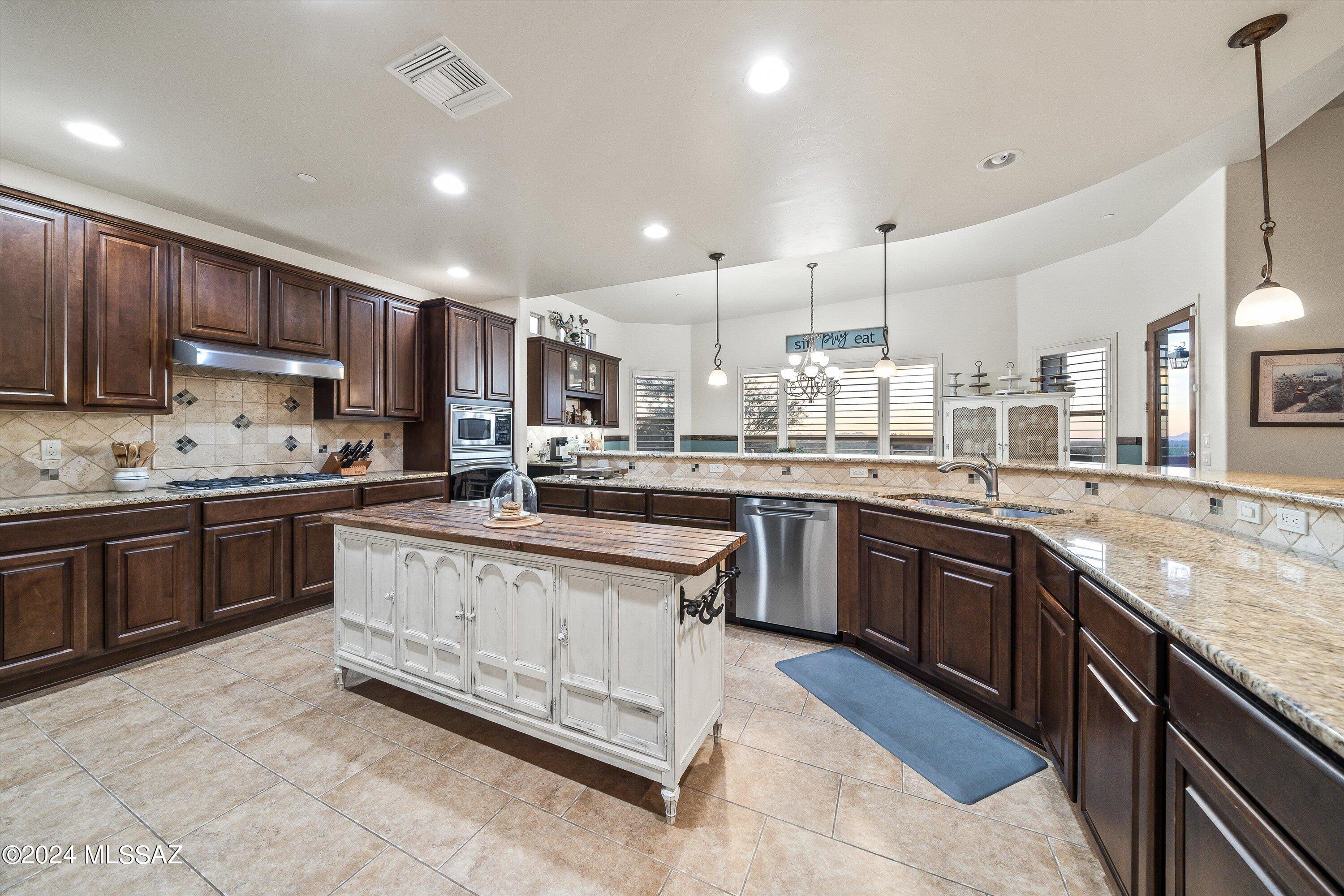 Coyote Creek (1-395) - Residential