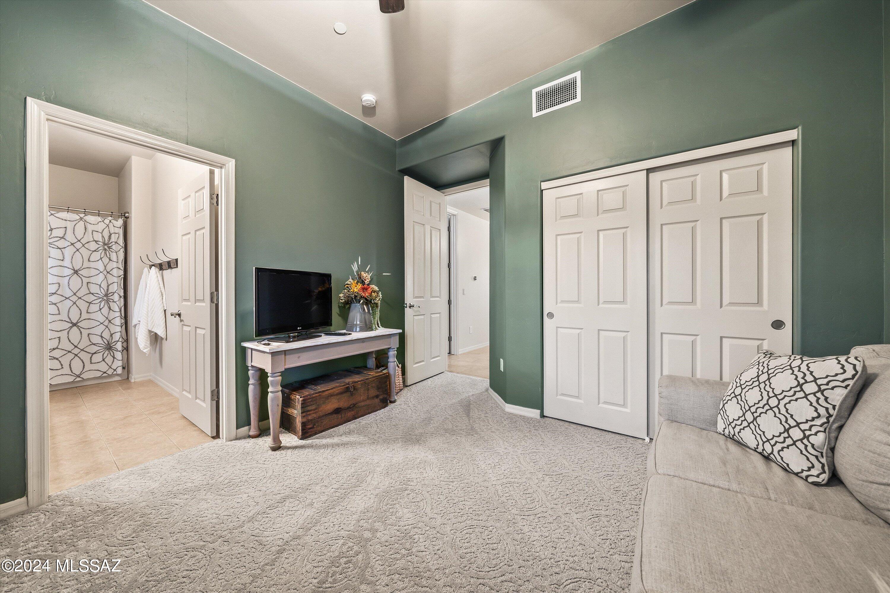 Coyote Creek (1-395) - Residential