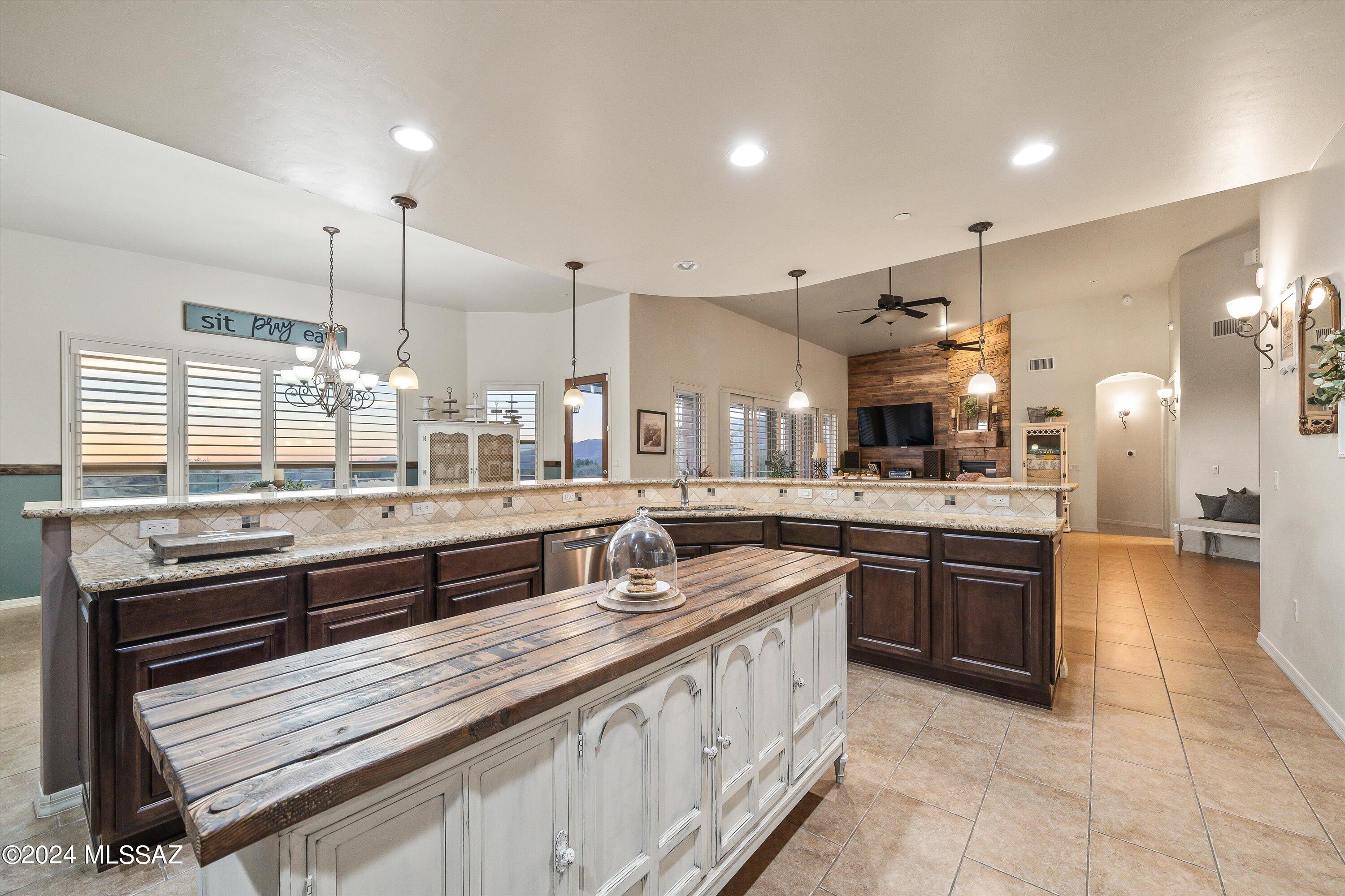 Coyote Creek (1-395) - Residential