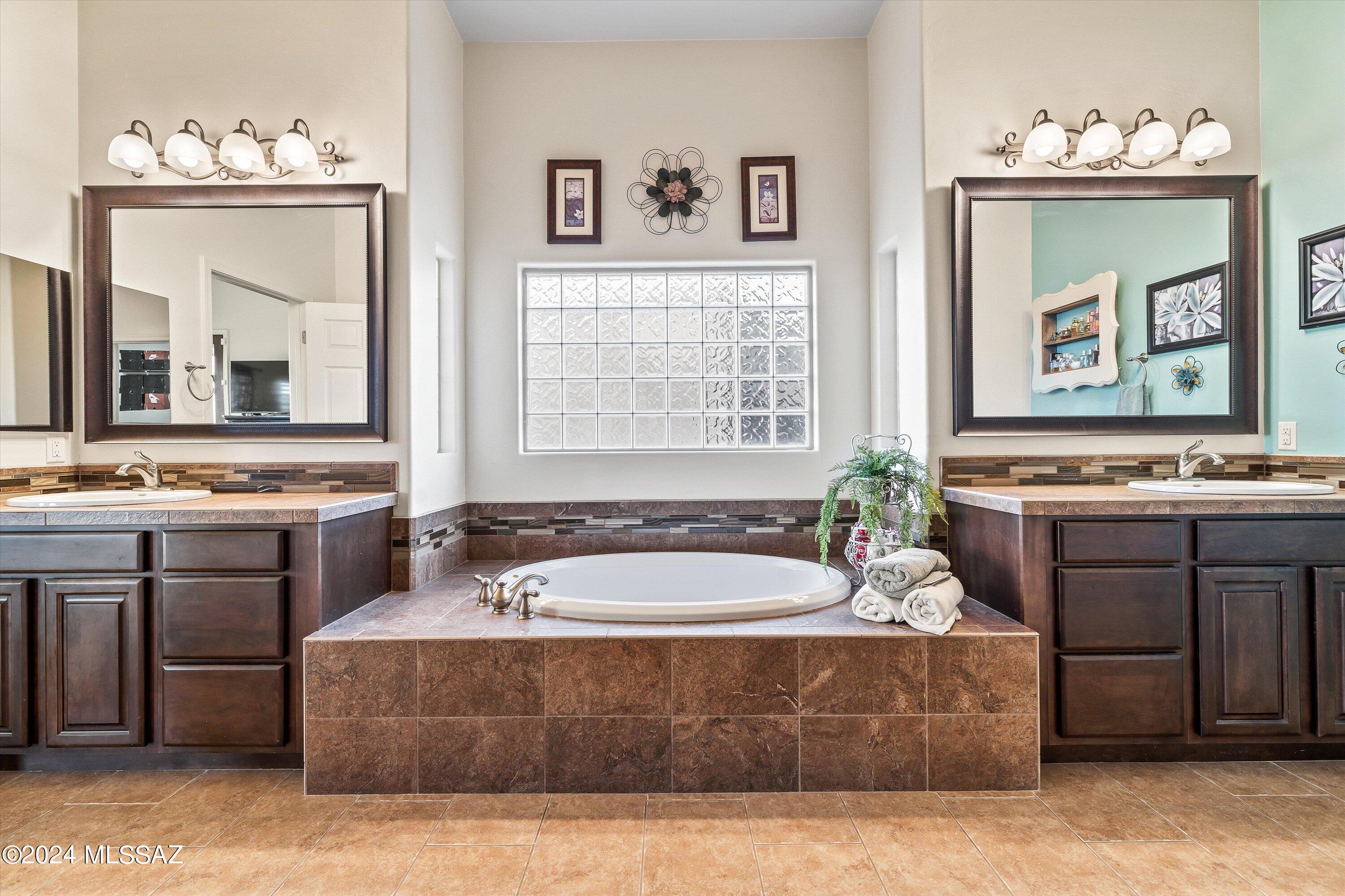 Coyote Creek (1-395) - Residential