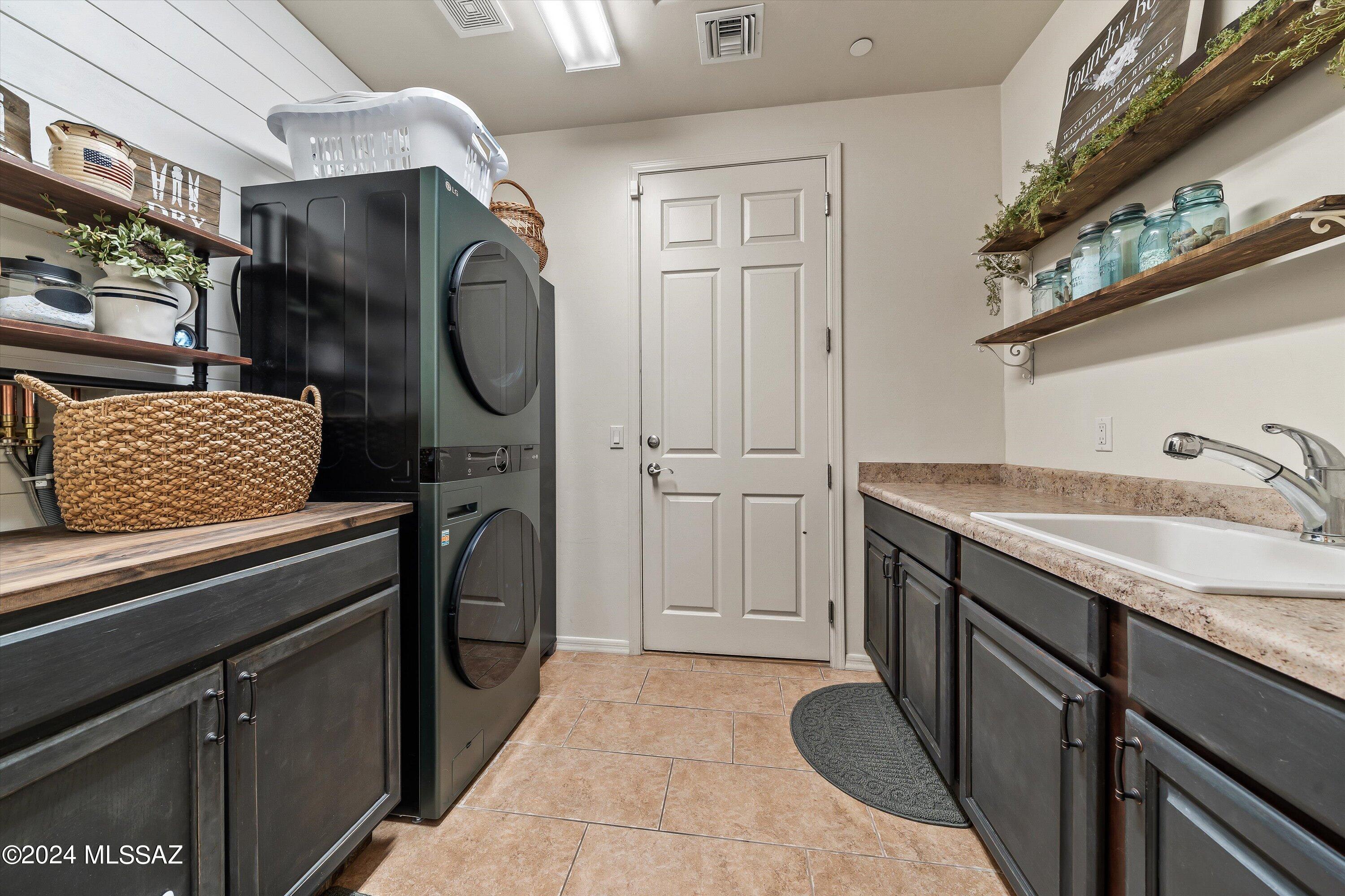 Coyote Creek (1-395) - Residential