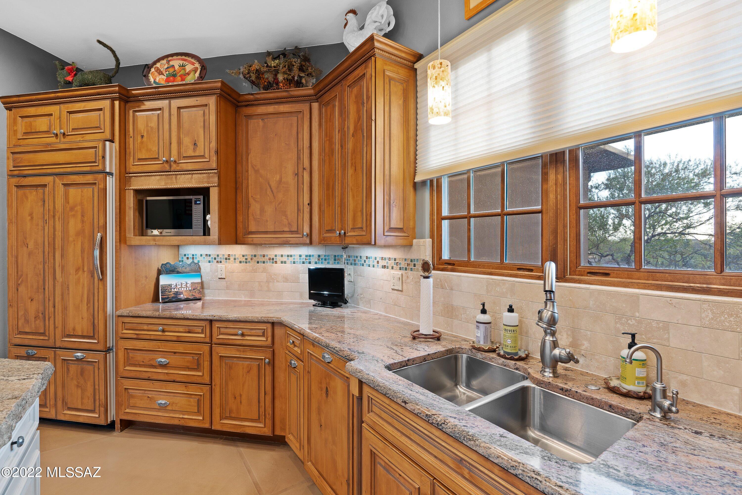 Coyote Creek (1-395) - Residential