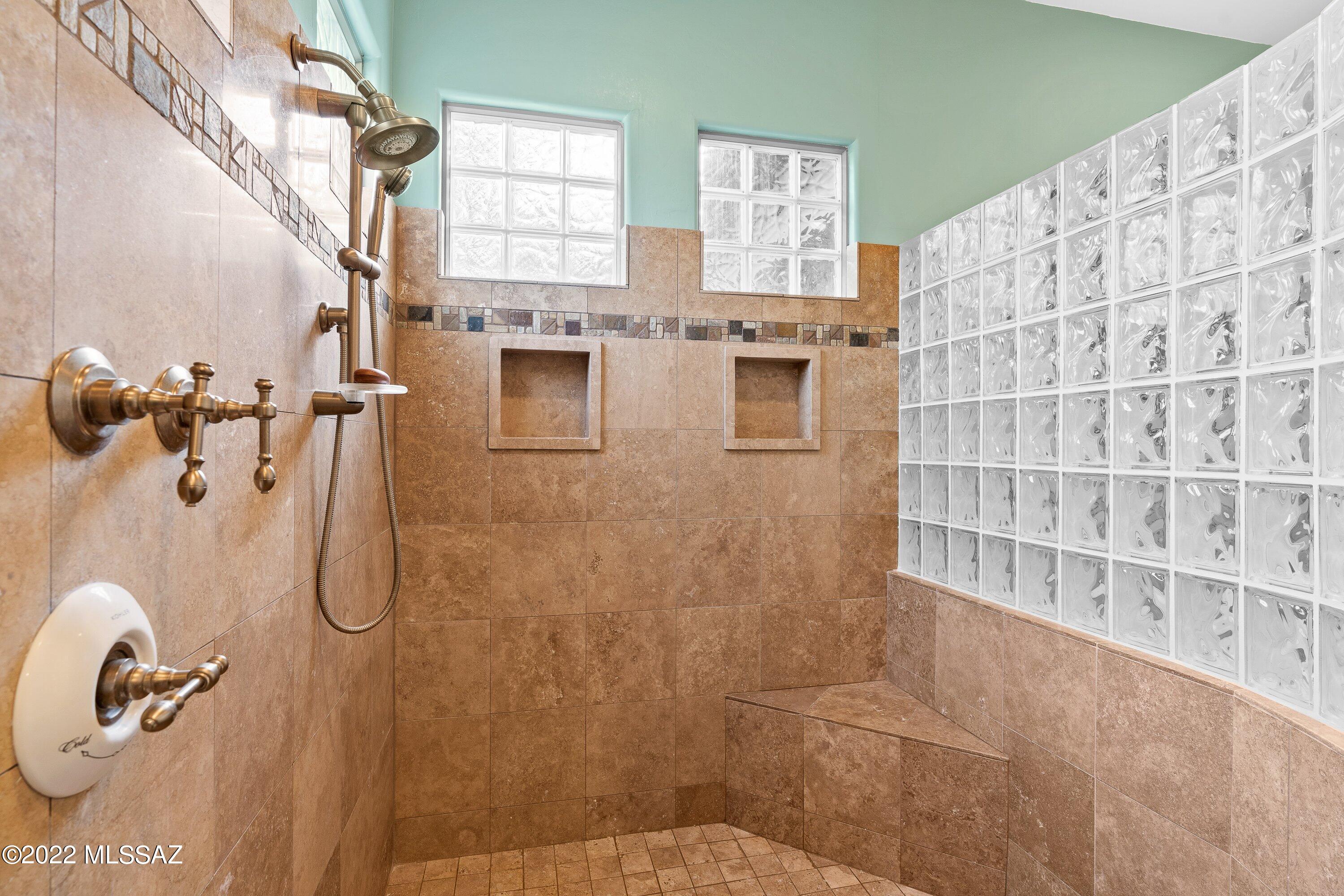 Coyote Creek (1-395) - Residential
