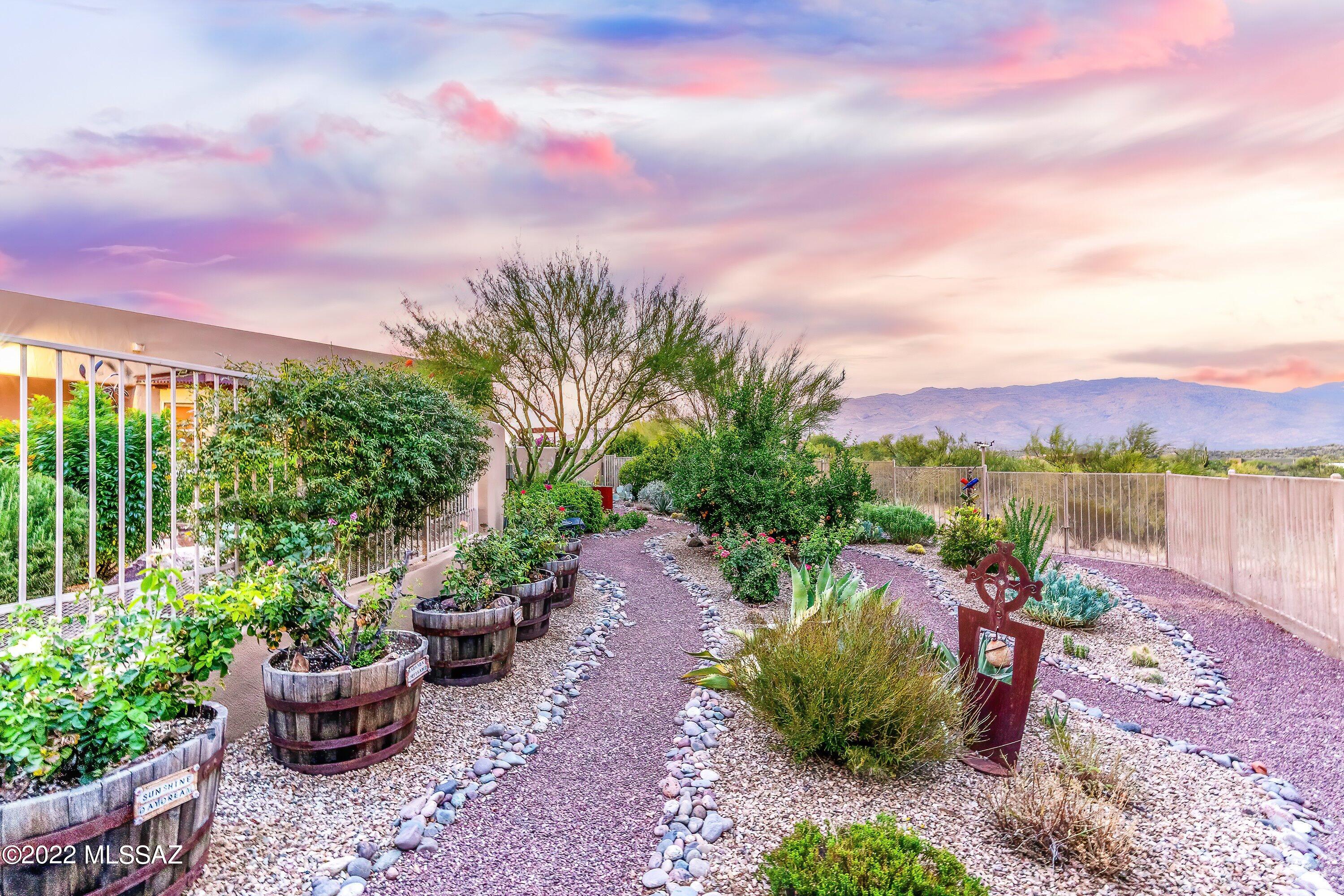 Coyote Creek (1-395) - Residential