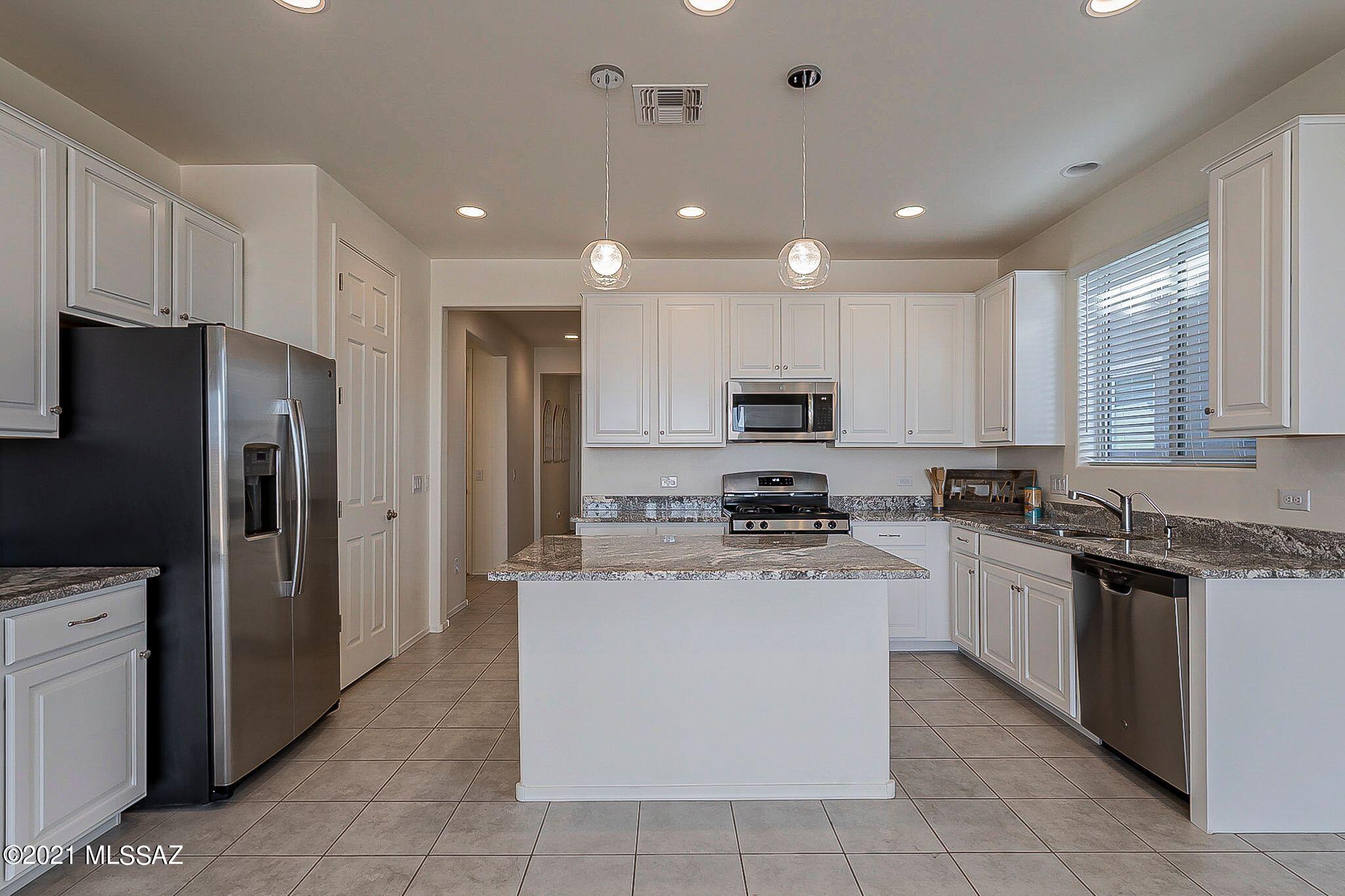 La Estancia De Tucson (1-330) - Residential