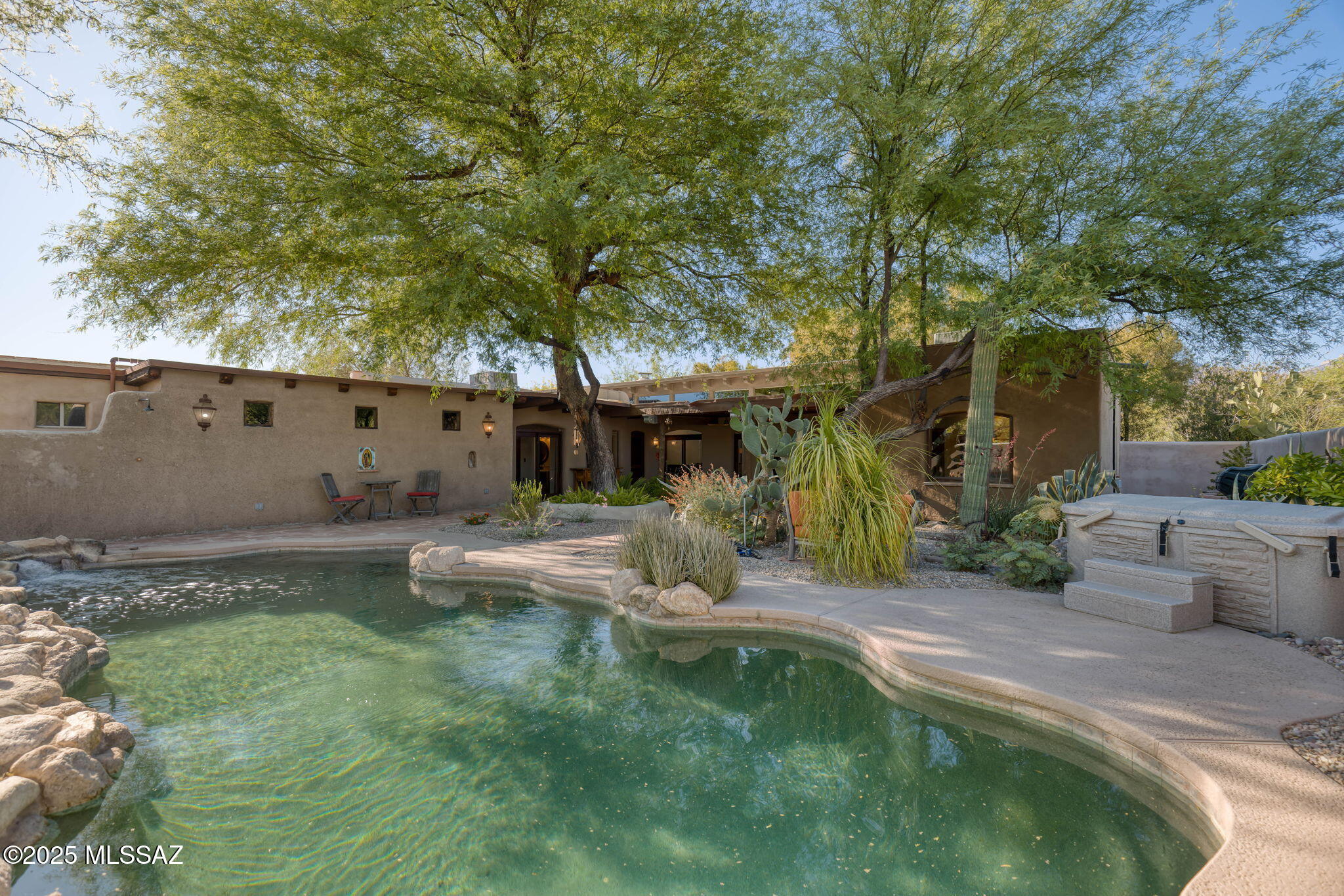 Fort Lowell Place (1-12) - Residential