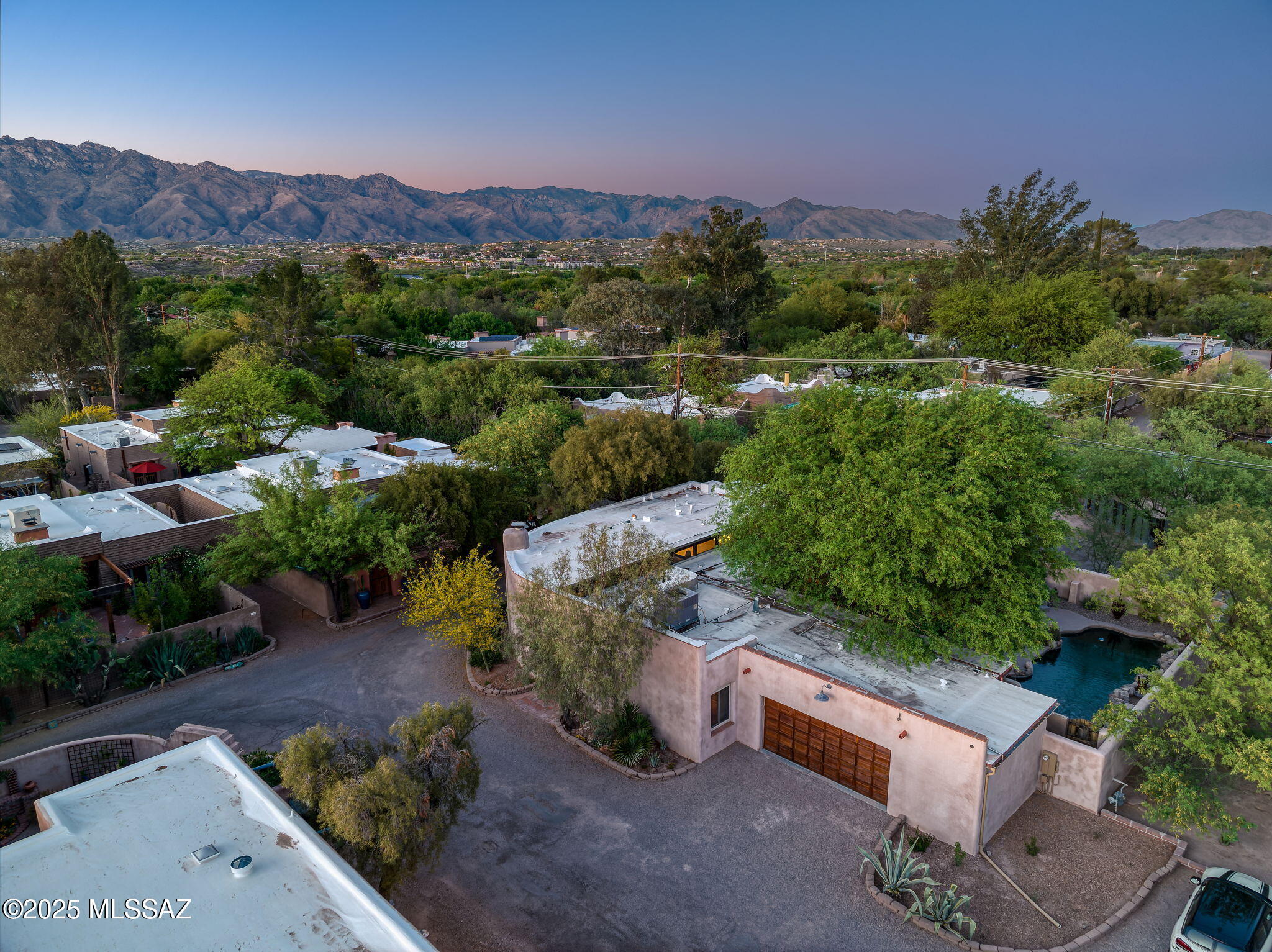 Fort Lowell Place (1-12) - Residential