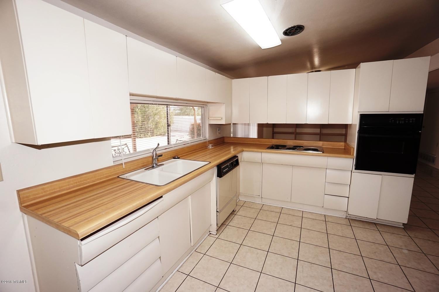 Club Crest Estates - Residential Lease