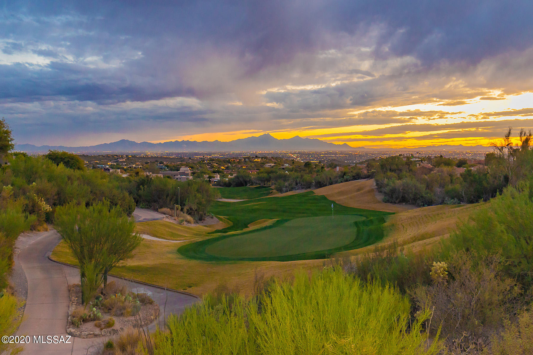 The Ridge At Ventana Canyon (45-63) - Residential