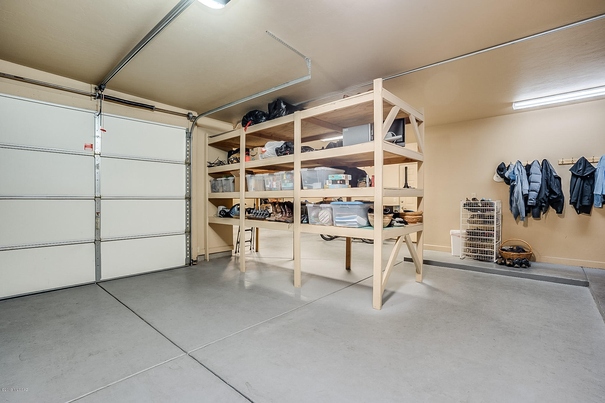 Sabino Mountain (1-290) - Residential
