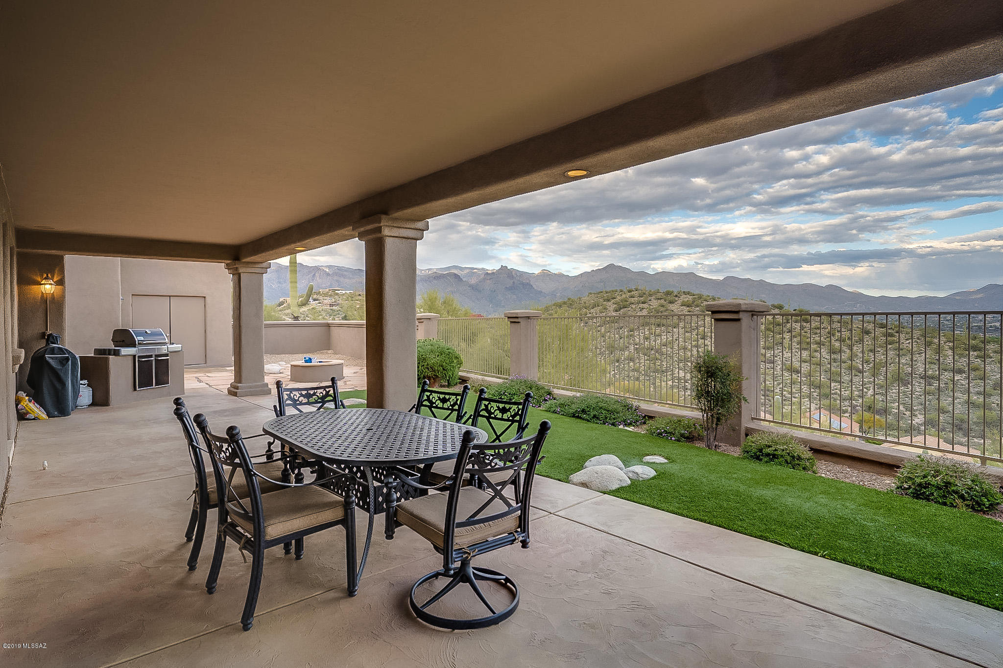 Sabino Mountain (1-290) - Residential