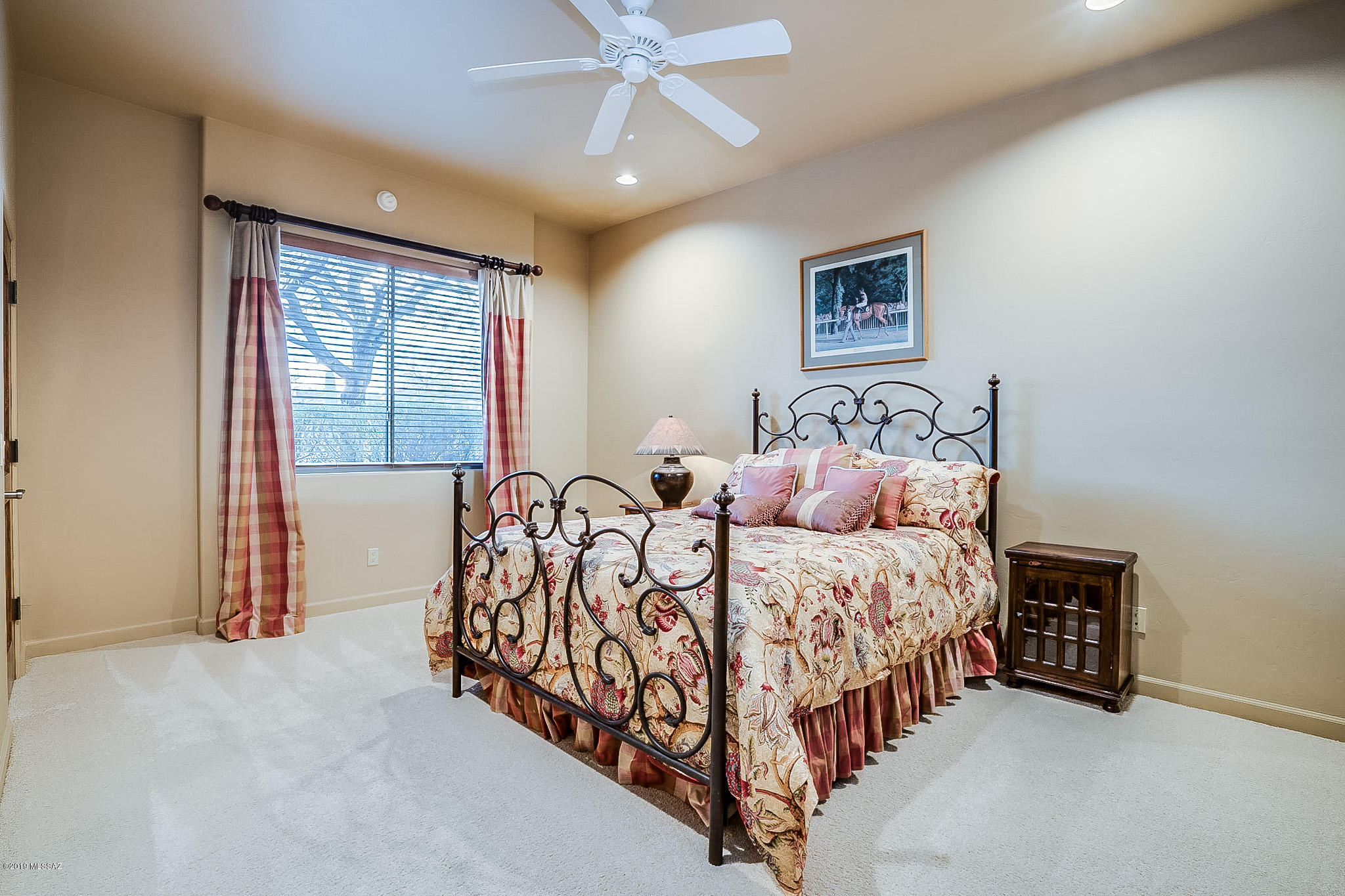 Sabino Mountain (1-290) - Residential