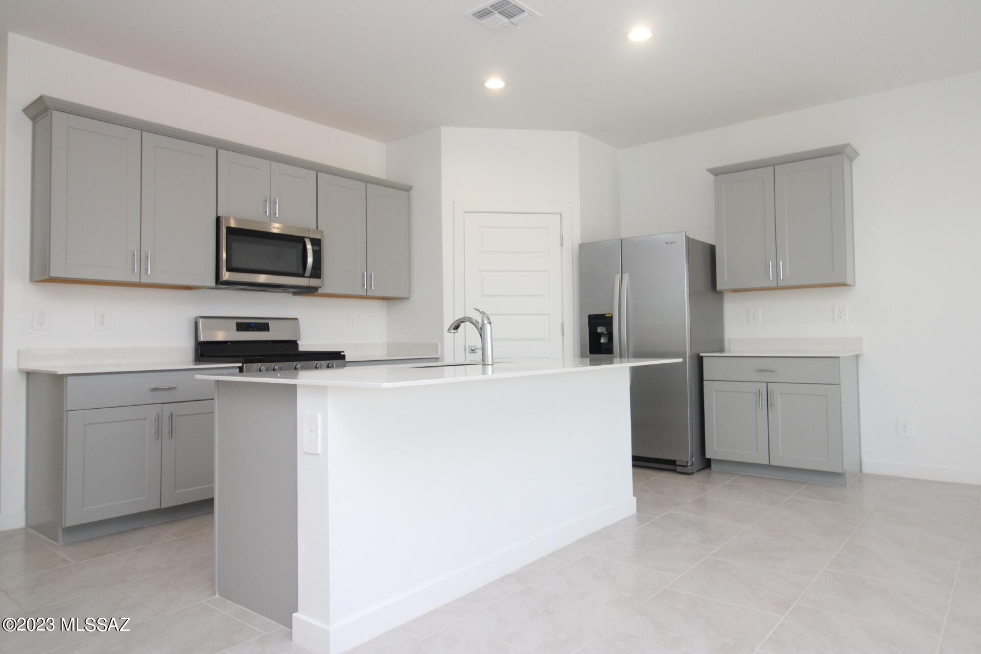 The Village at Barnett - Residential Lease