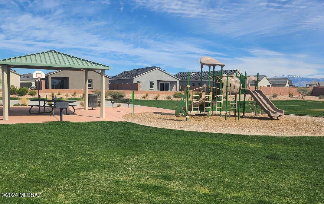 The Village at Barnett - Residential Lease