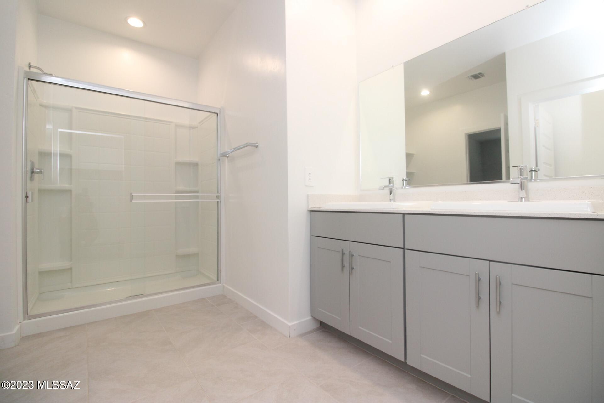 The Village at Barnett - Residential Lease
