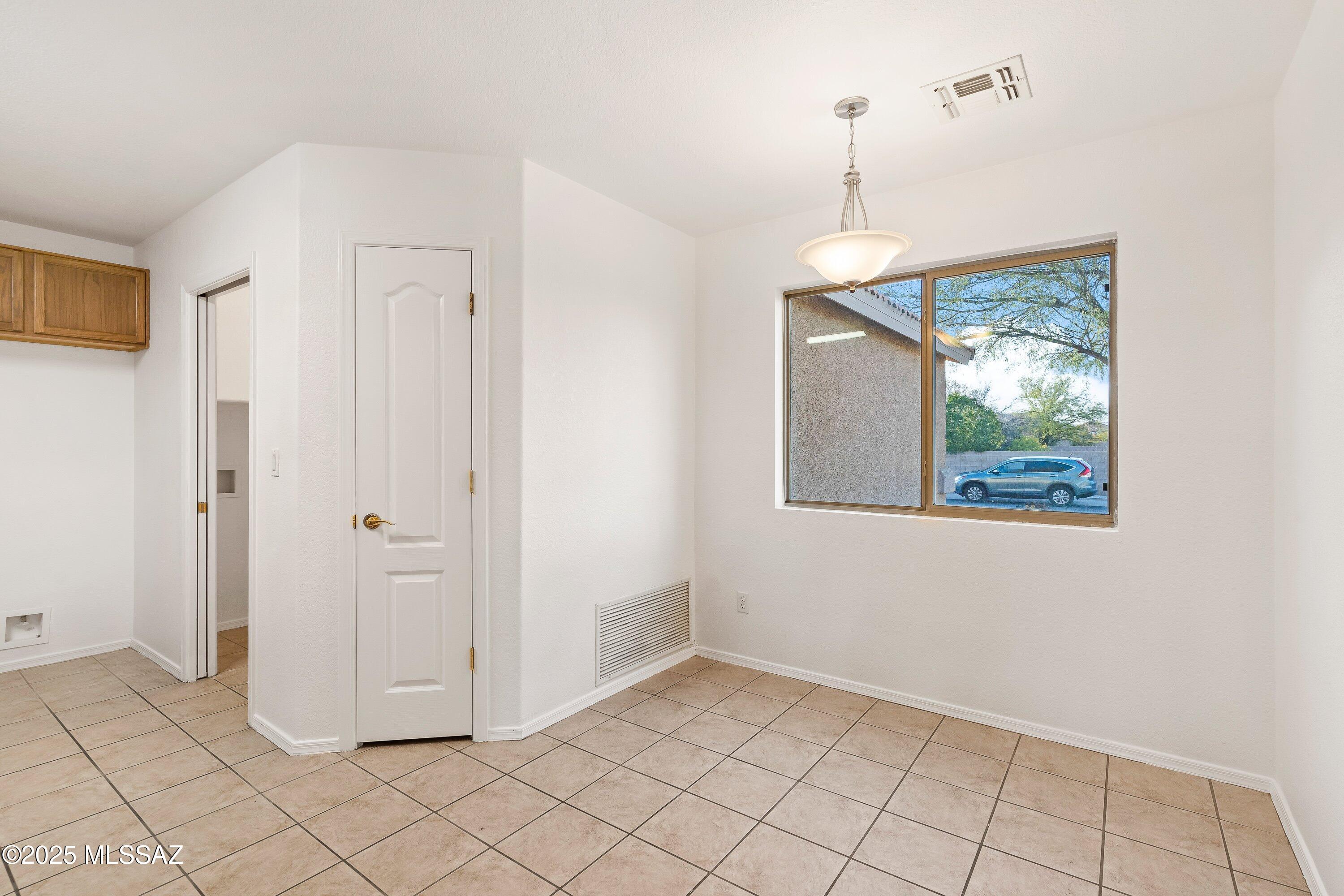 Camino Verde Estates II (1-204) - Residential Lease