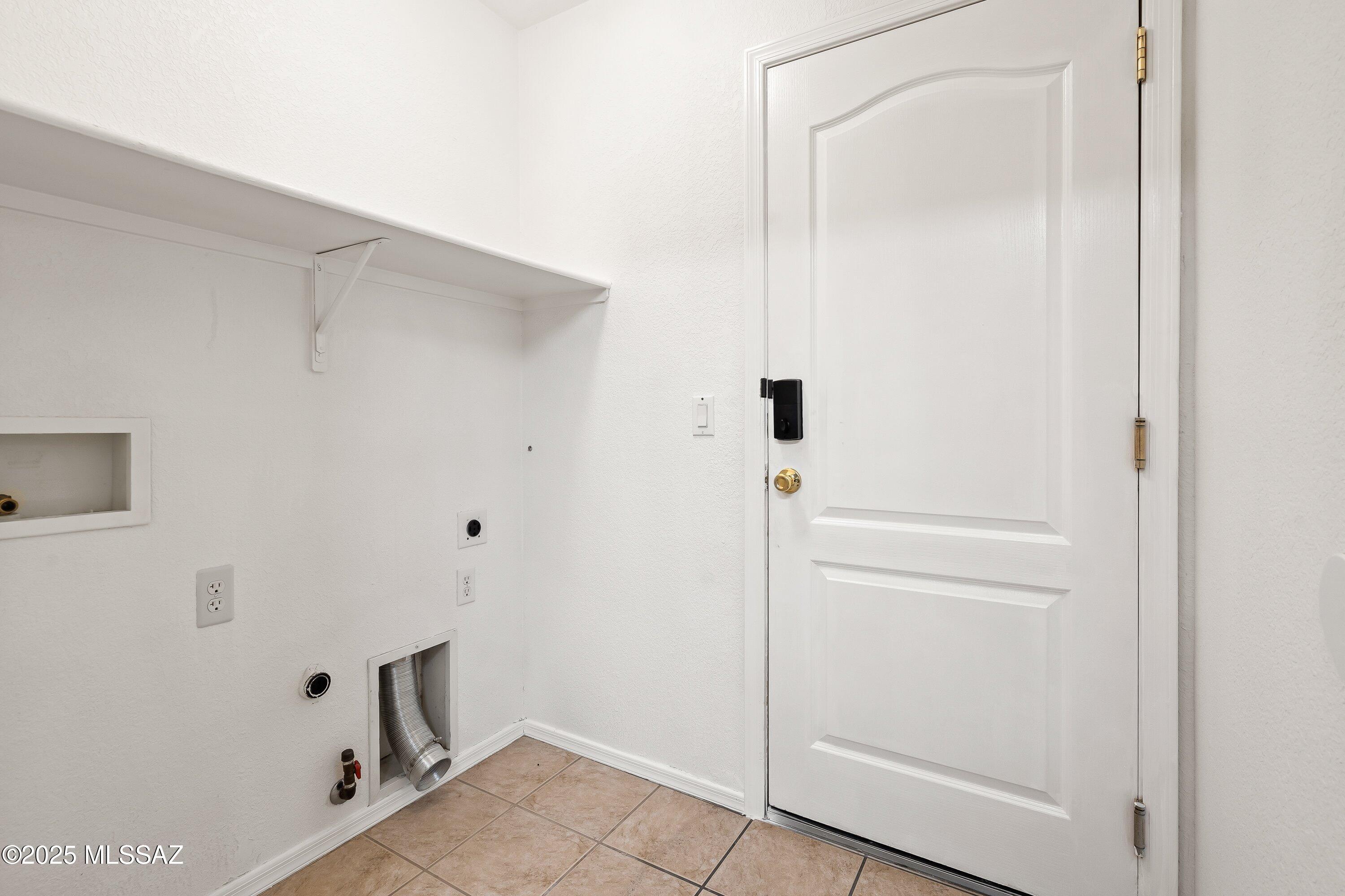 Camino Verde Estates II (1-204) - Residential Lease