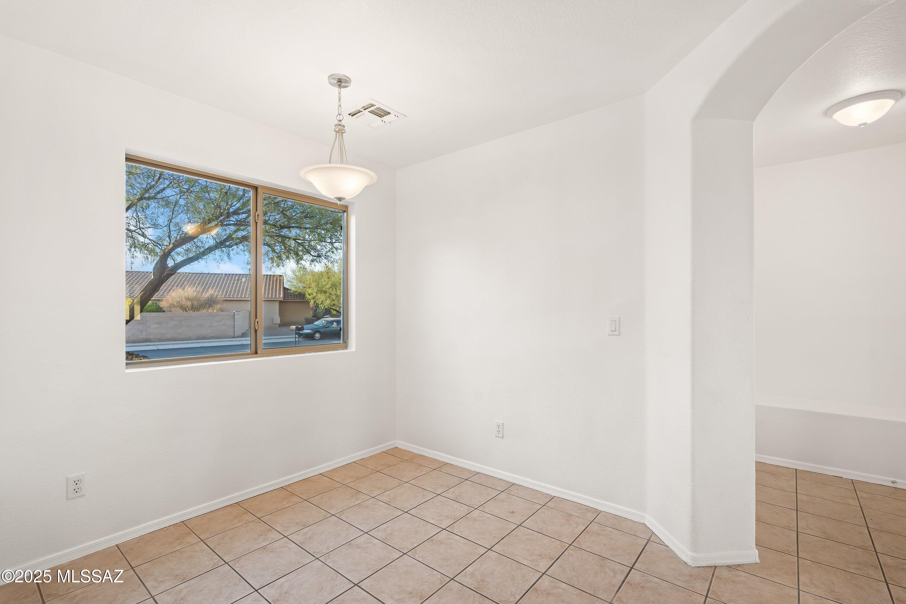 Camino Verde Estates II (1-204) - Residential Lease