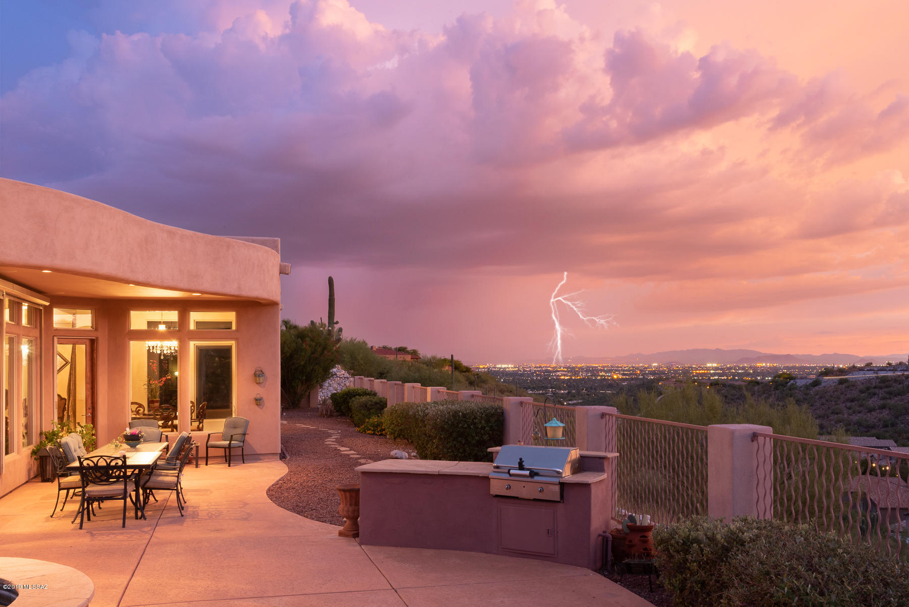 Sabino Mountain (1-290) - Residential