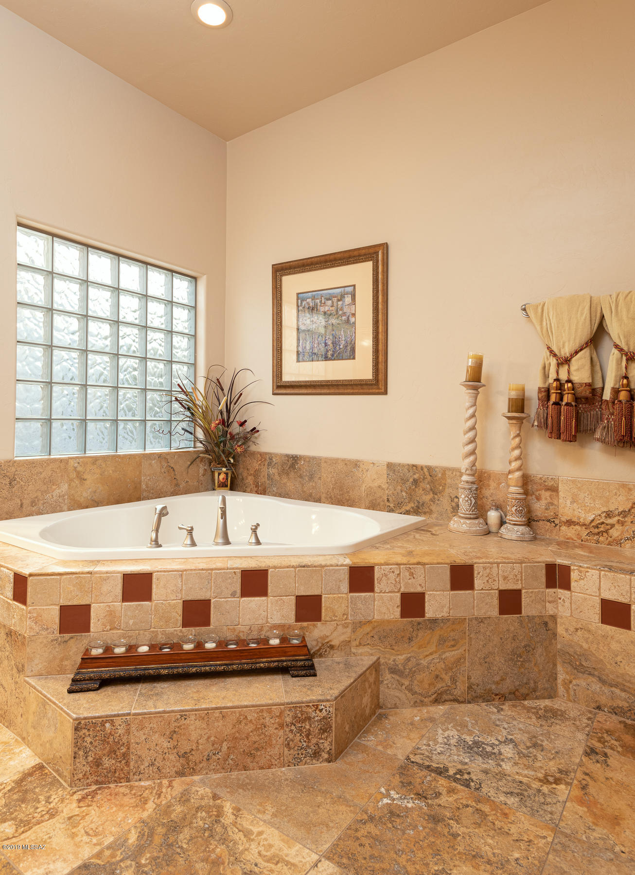 Sabino Mountain (1-290) - Residential