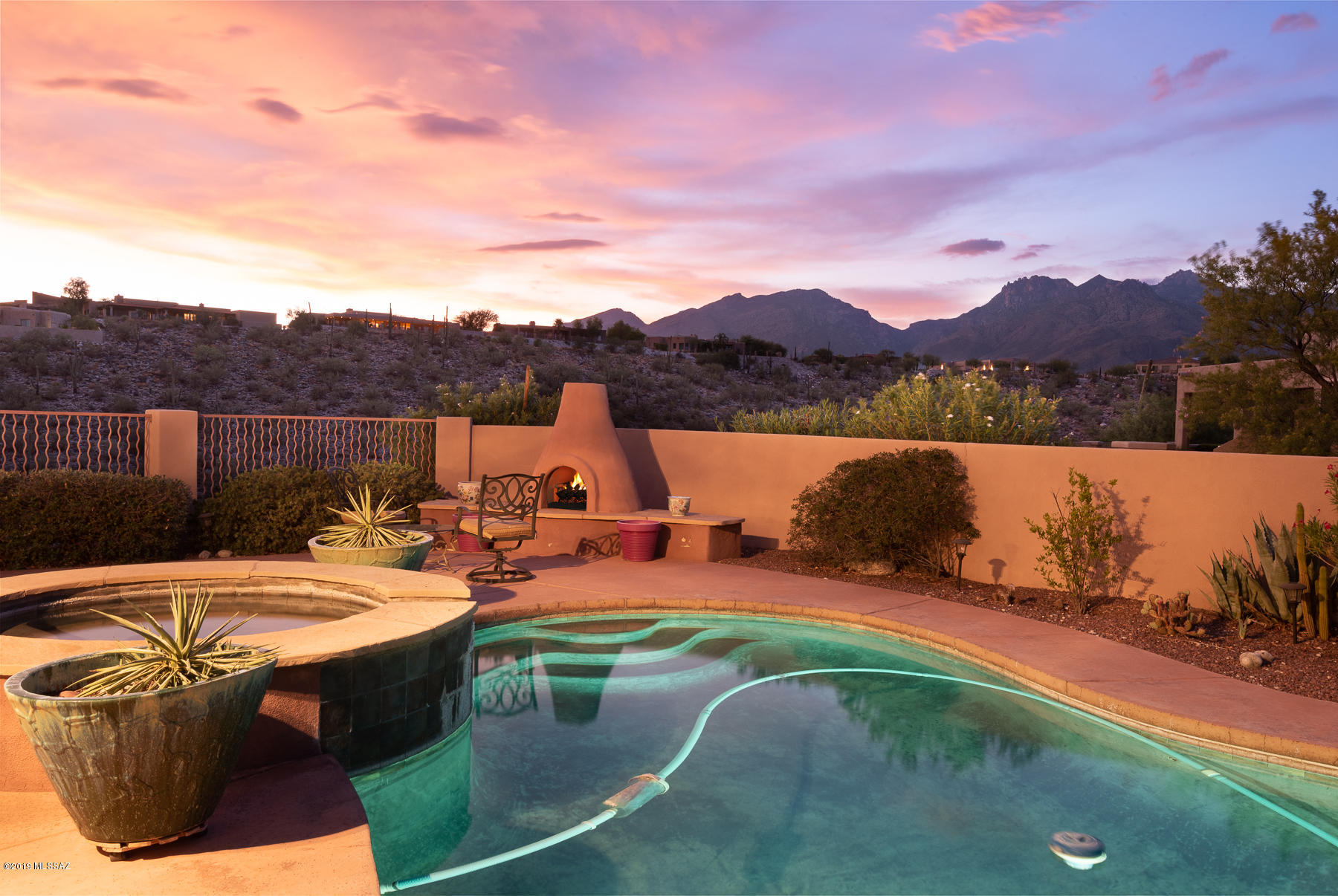 Sabino Mountain (1-290) - Residential