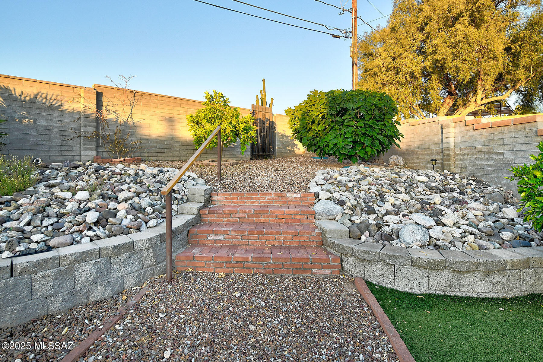 Eastern Hills BLKS 1  2  3 - Residential