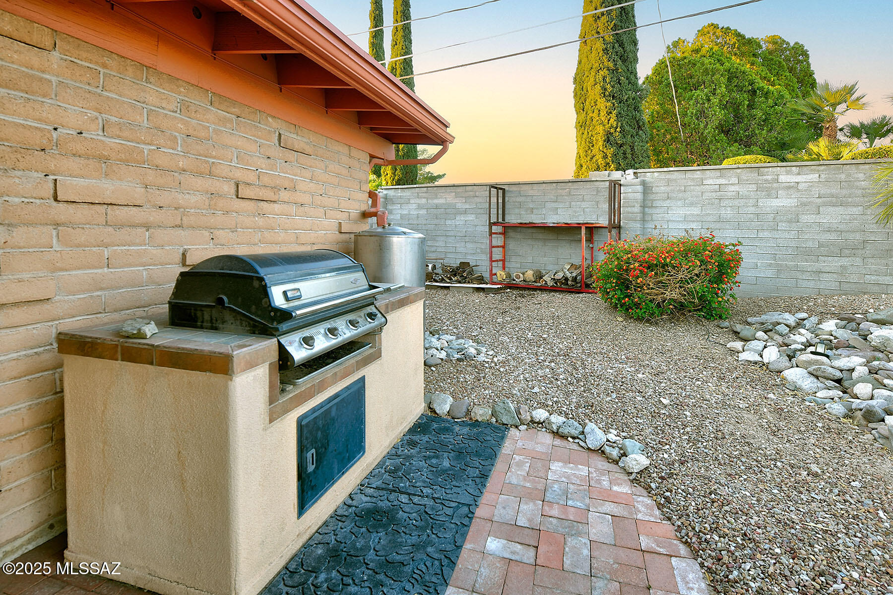 Eastern Hills BLKS 1  2  3 - Residential