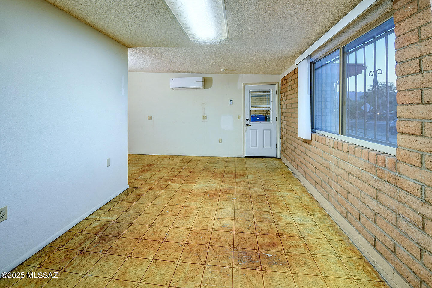 Eastern Hills BLKS 1  2  3 - Residential